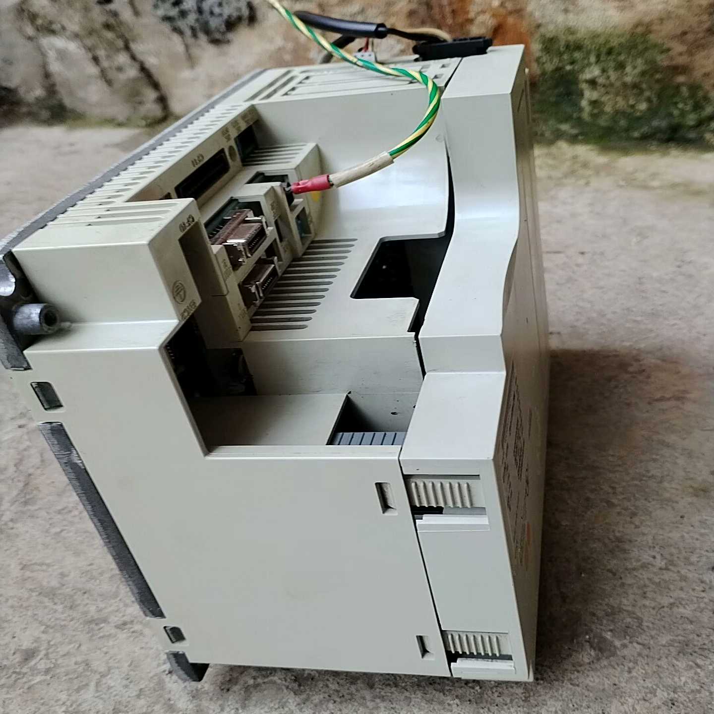 议价三菱数控主机FCA64S拆机设备功能完好成色充新！