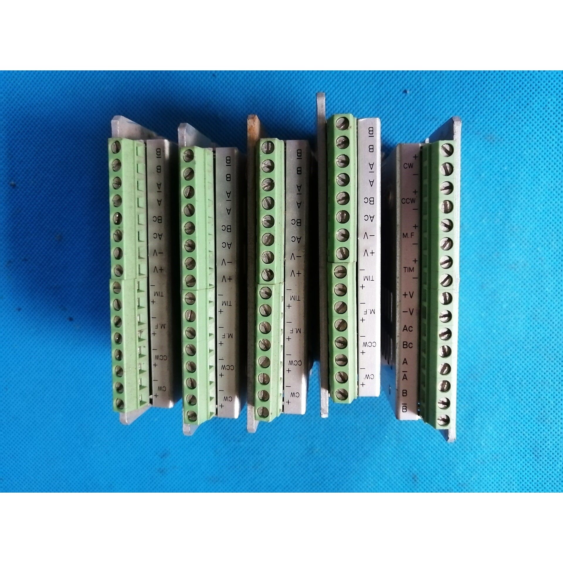 售前询价24V 4A 二相步进驱动器2D44M