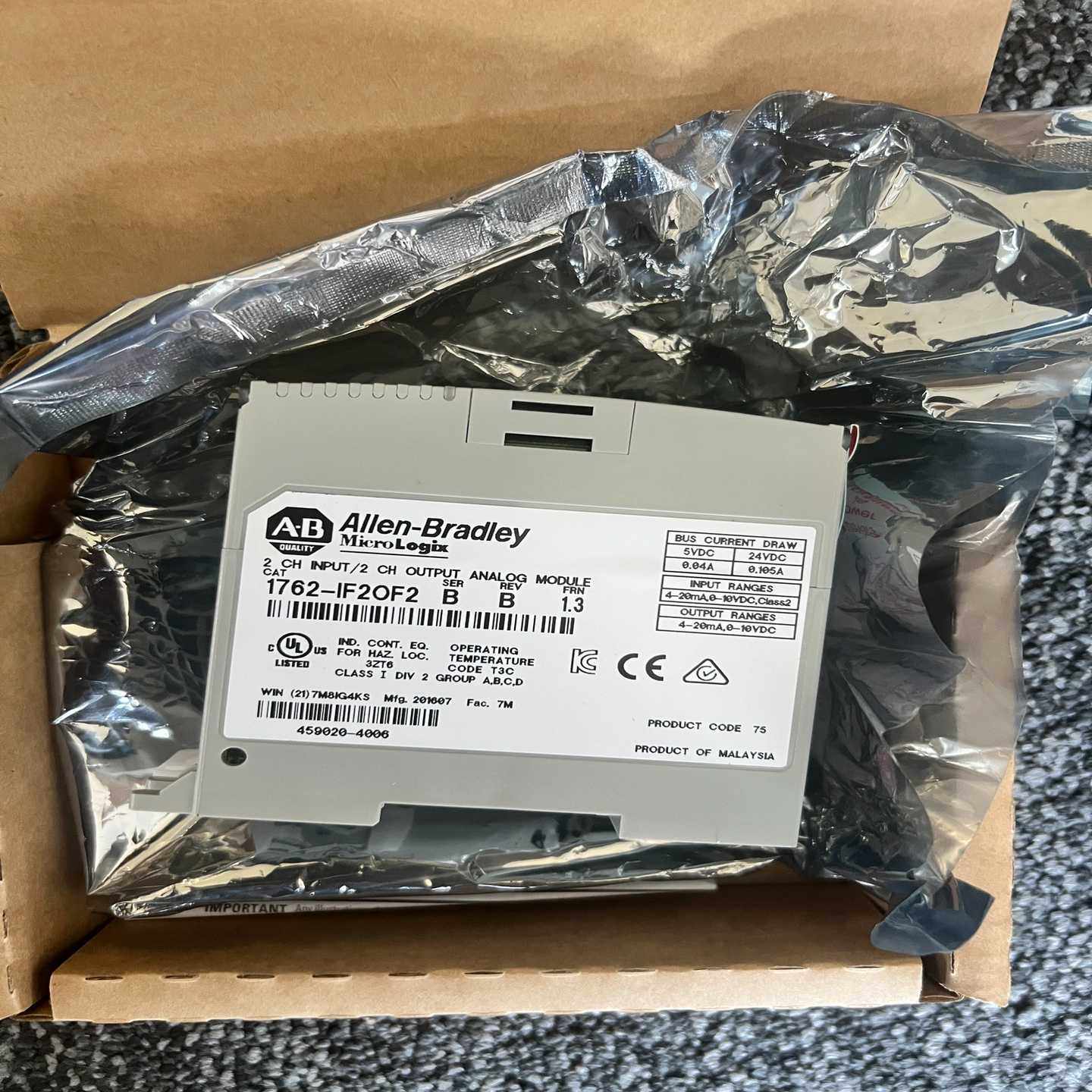 1762-IF2OF2 开封，实物图拍摄，议价~询价