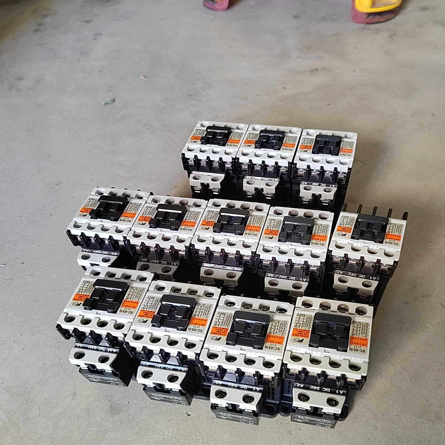议价进口富士直流接触器SC一03／G，DC24V的，20A，拆机