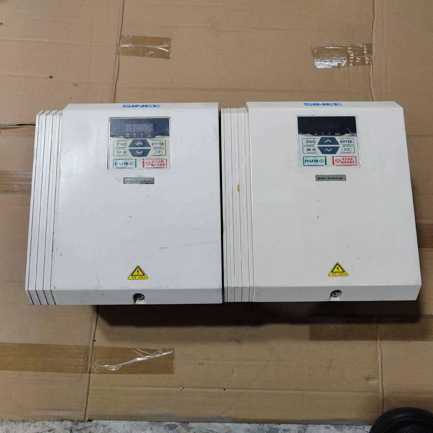 正弦变频器22KW,A90-4T045B,原装,功能包好{议价}