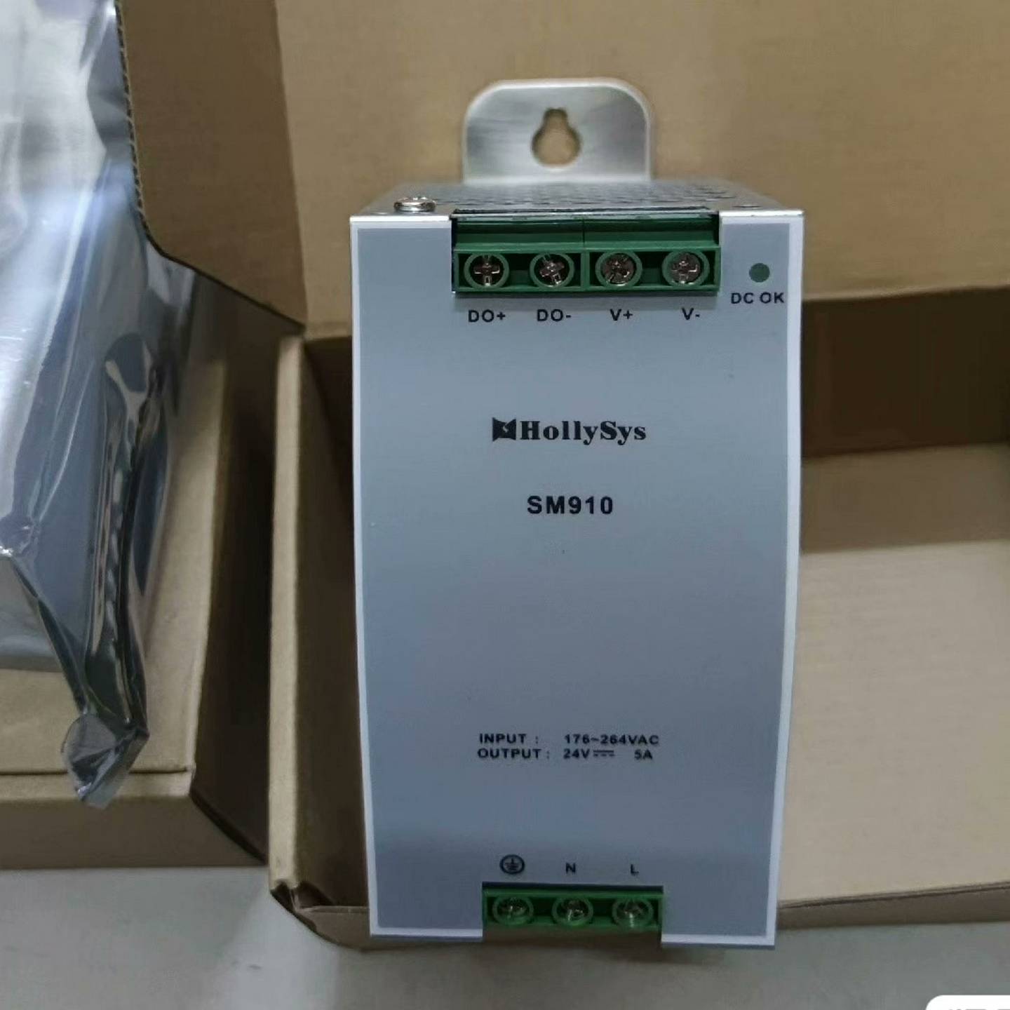 全新和利时SM910电源模块规格24V5A感兴趣的话点“我{议价}