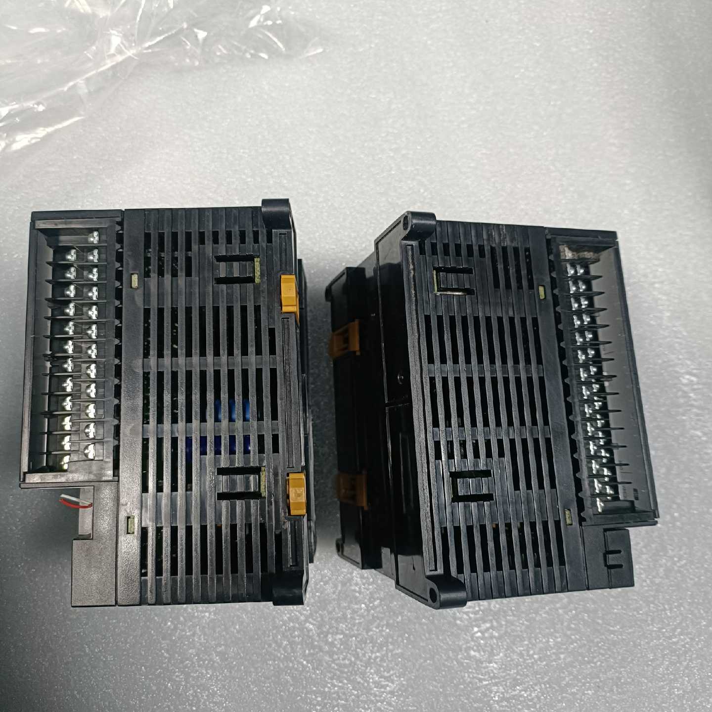 欧姆龙plc、CP1E-N40S1DT-D、成色新，功能包好-议价