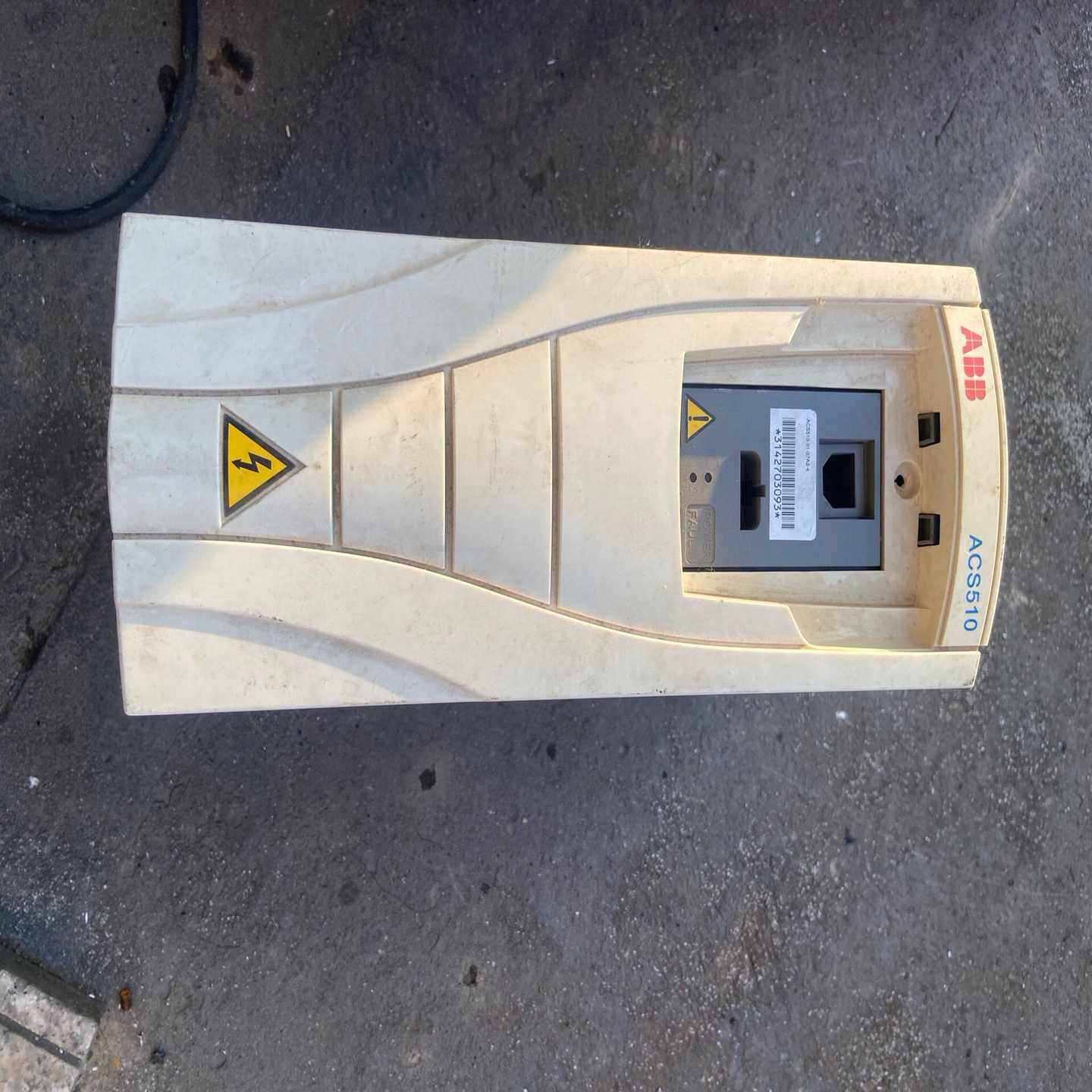 咨询-abb510变频器acs510-01-07a2-4，整机缺主
