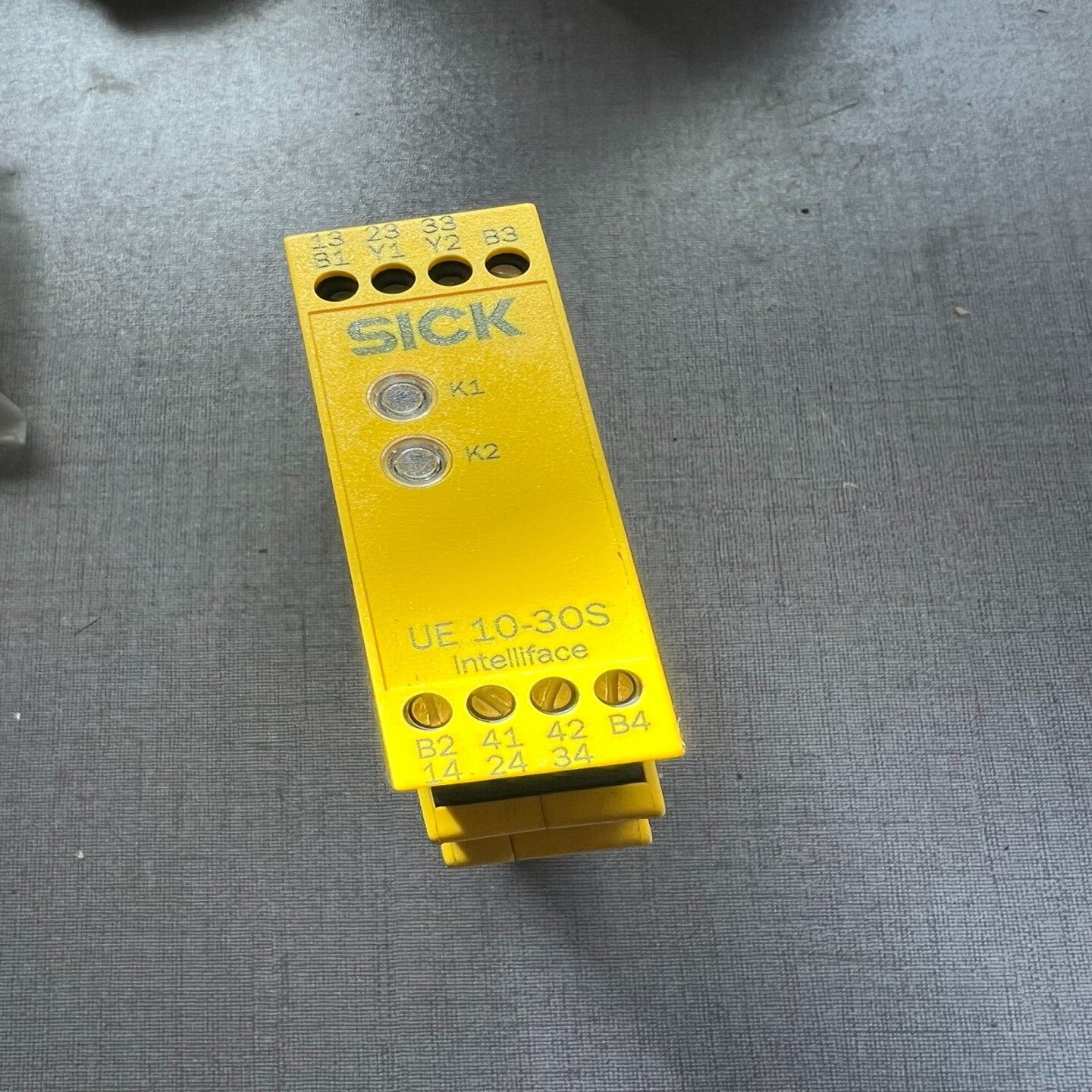 施克SICK安全继电器UE10-30S2D06024询价,3C数码配件,其它配件,淘宝优惠券,粉丝福利购,淘宝优惠卷