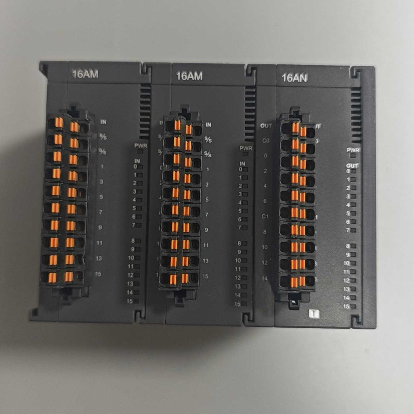 PLC模块AS16AM10N-AAS16AN01T-