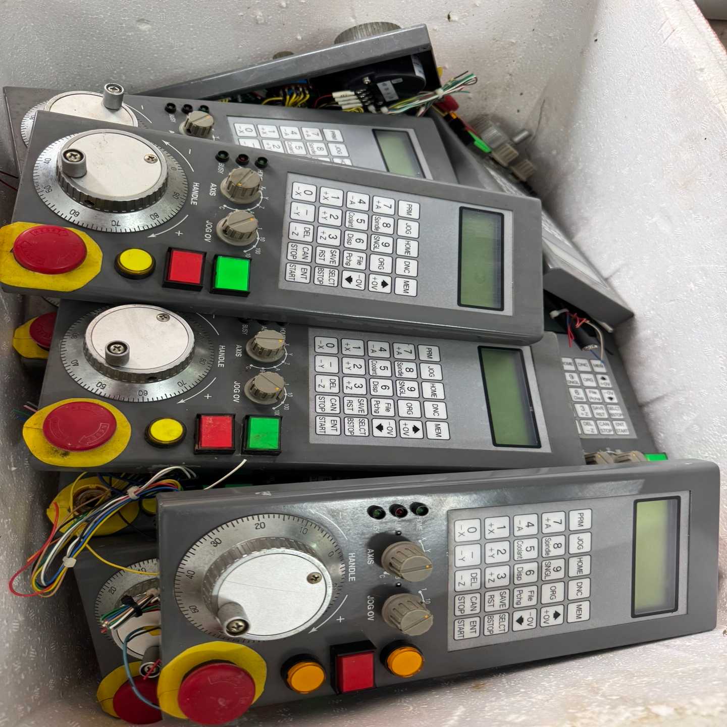 询价台湾亿图操控面板，MCOS-KEYT2，台厂倒闭拆下20台，