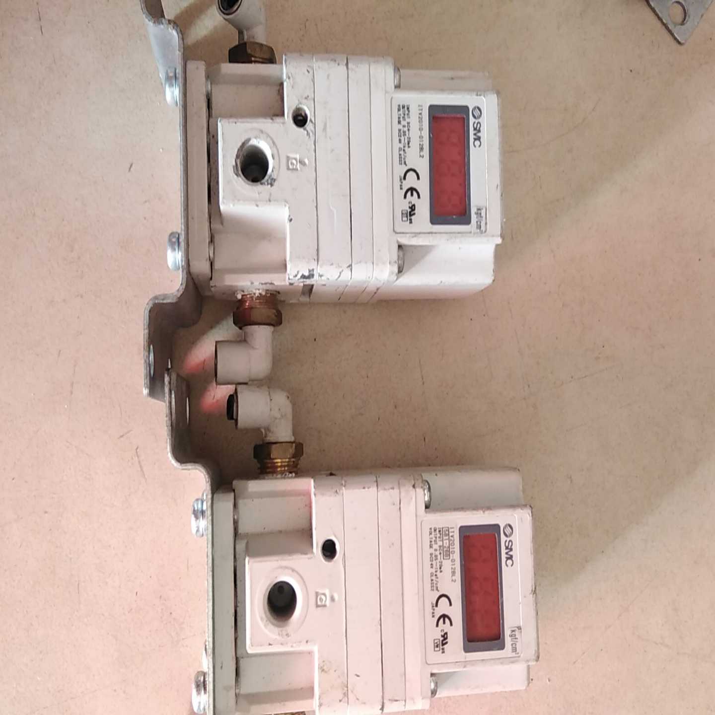 日本SMC电气比例阀ITV2010-012BL2实物-议价