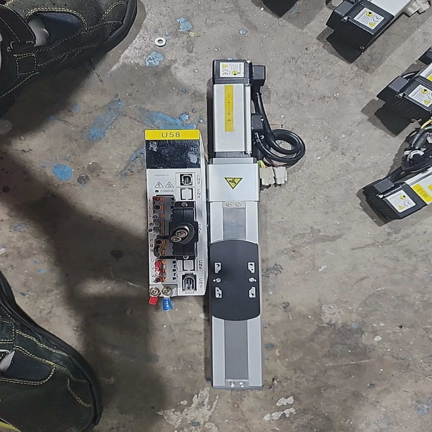 THKKRF电动执行器驱动器KingservoKRF5-06-0100A-0-A0-GR