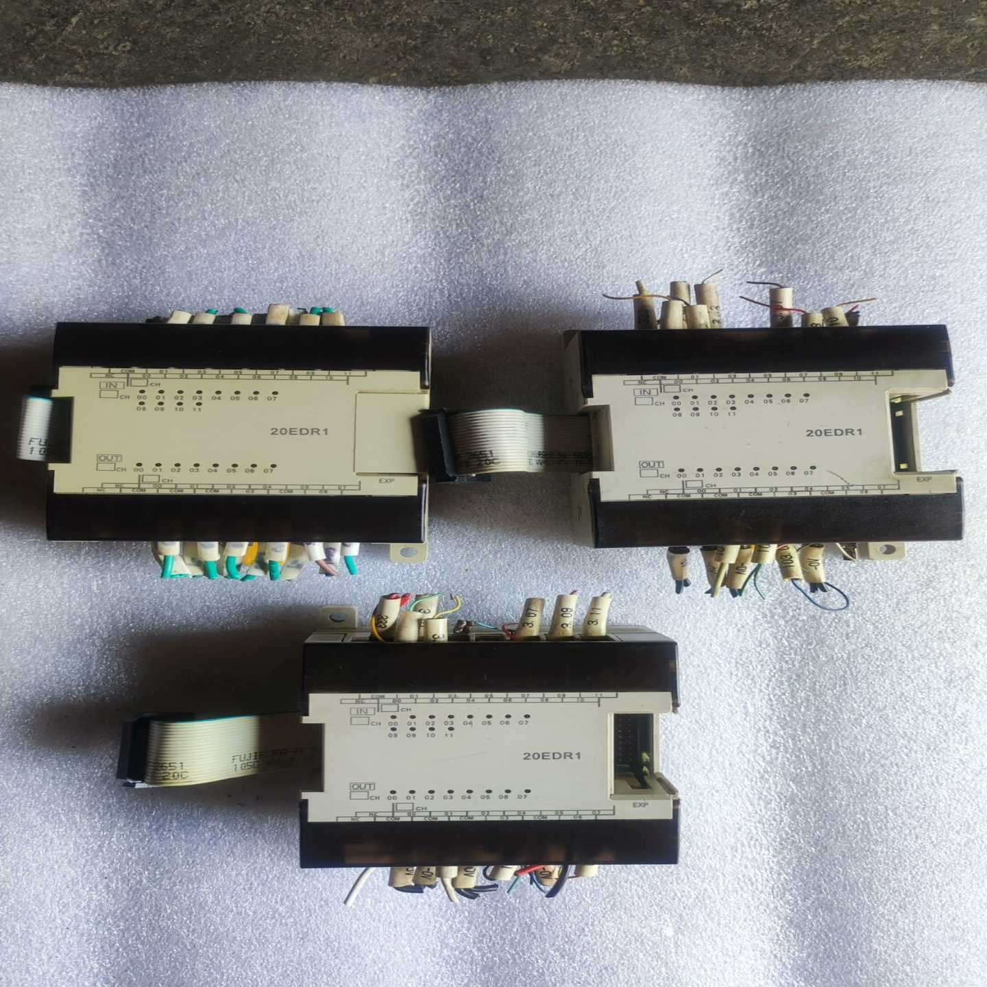 议价欧姆龙PLC扩展CPM1A-20EDR1，拆机包好，实物图