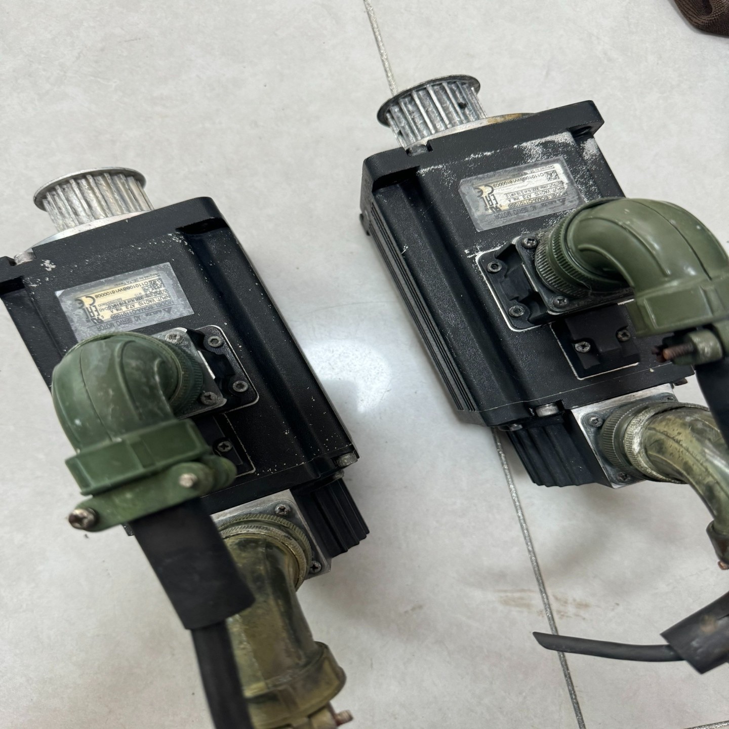 【请询价】台达拆机台达伺服马达ECMA-C11010SS要的联系我