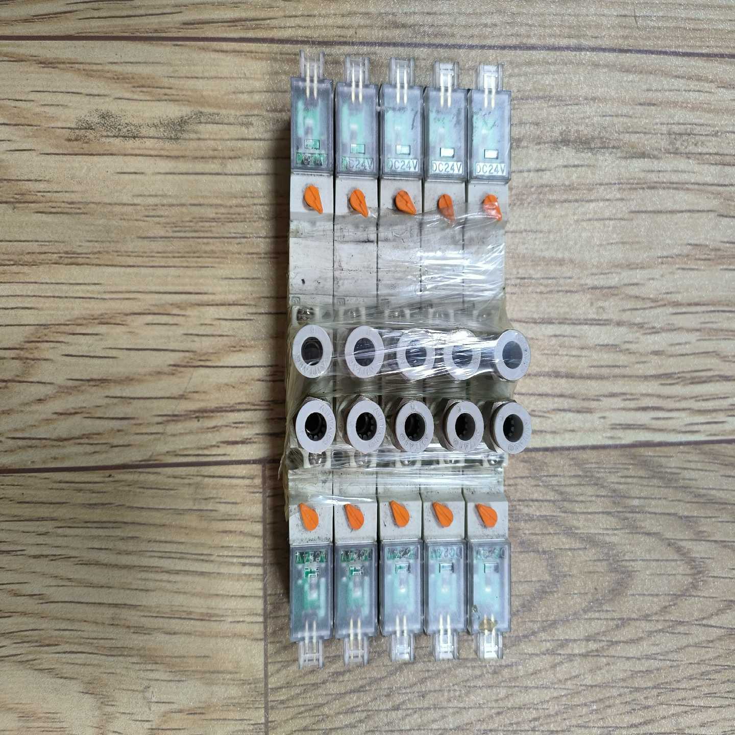 议价原装正品气立可电磁阀SM530124DC九成新实