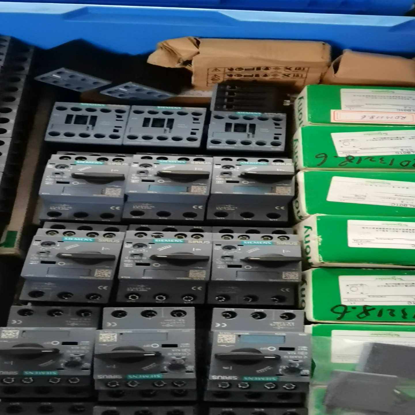 3RV6011-1DA152.2-3.2A有10个，全新无