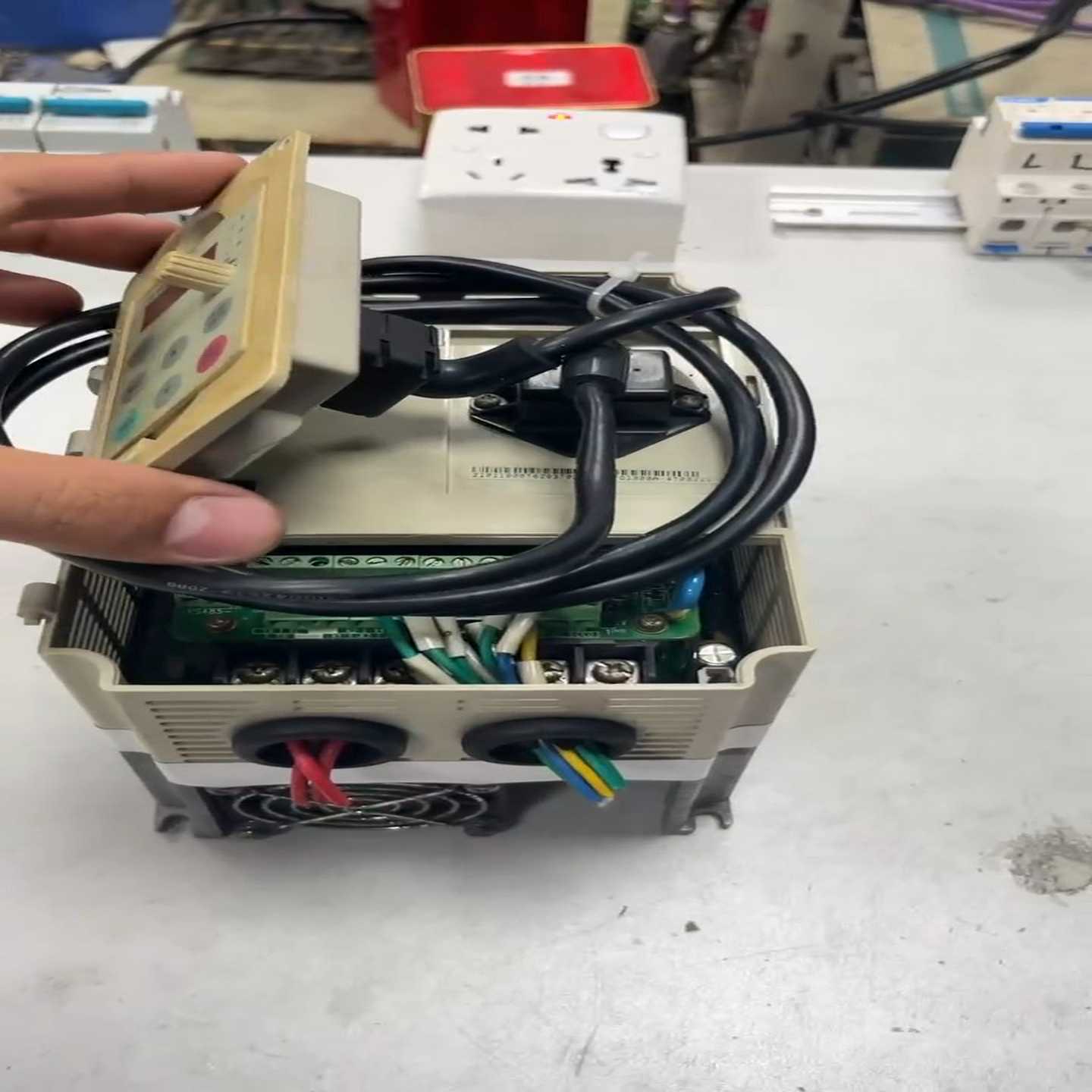 实物图,艾默生变频器TD1000A系列--议价商品