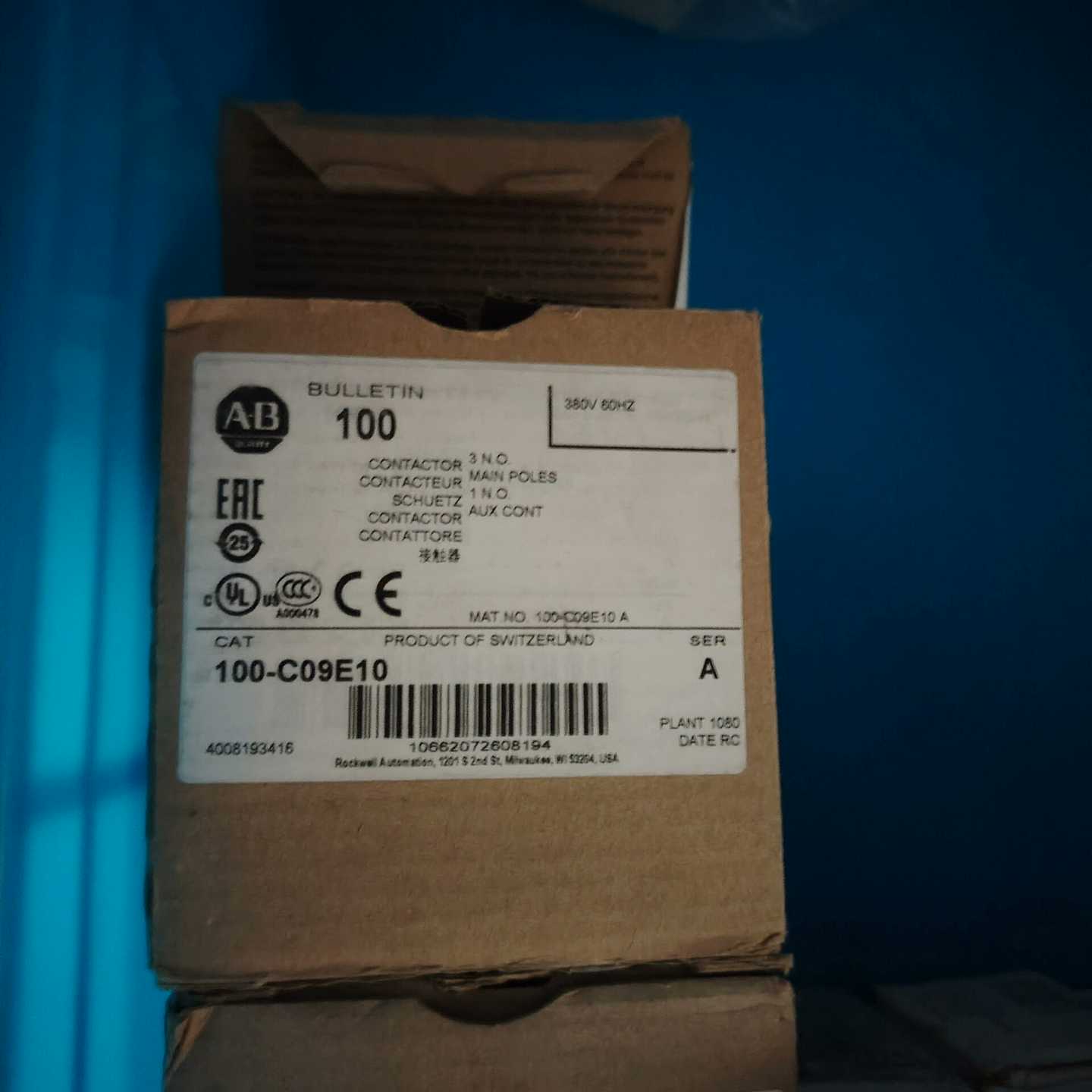 询价全新AB罗克韦尔接触器100-C09E10