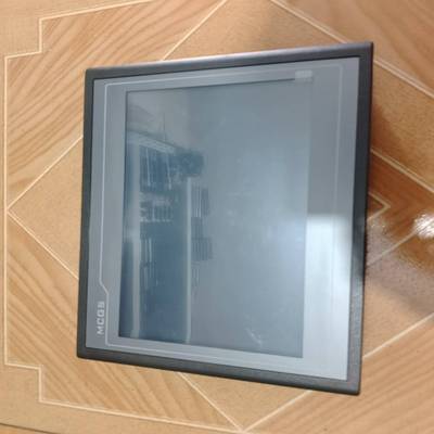 咨询-昆仑通态触摸屏TPC1061Ti(TX)，功能正常，成色为实