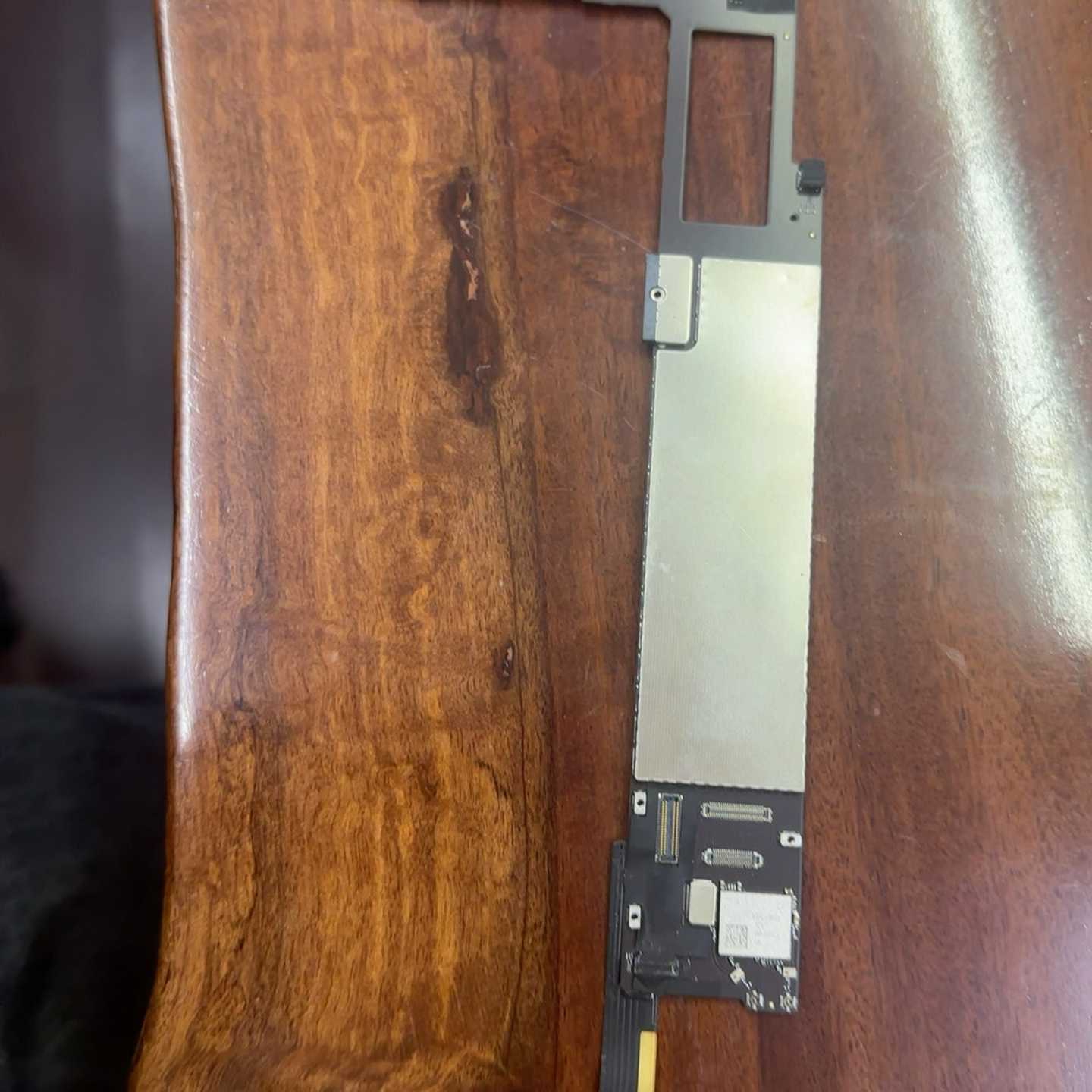 询价~iPad2017后盖编码A1822，金色纯，主板，全