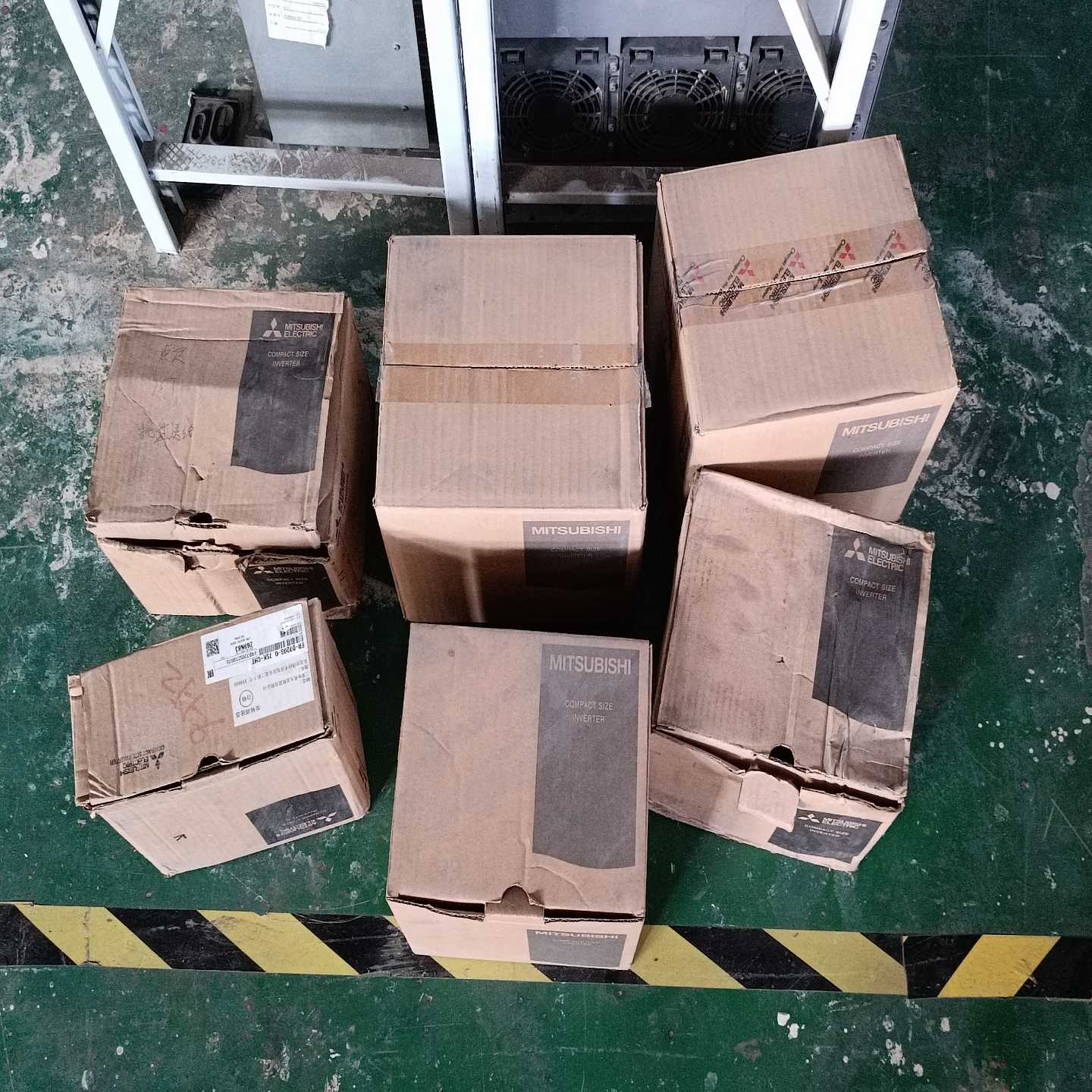 议价全新三菱变频器D700,EJ70J0系列,现货/维修