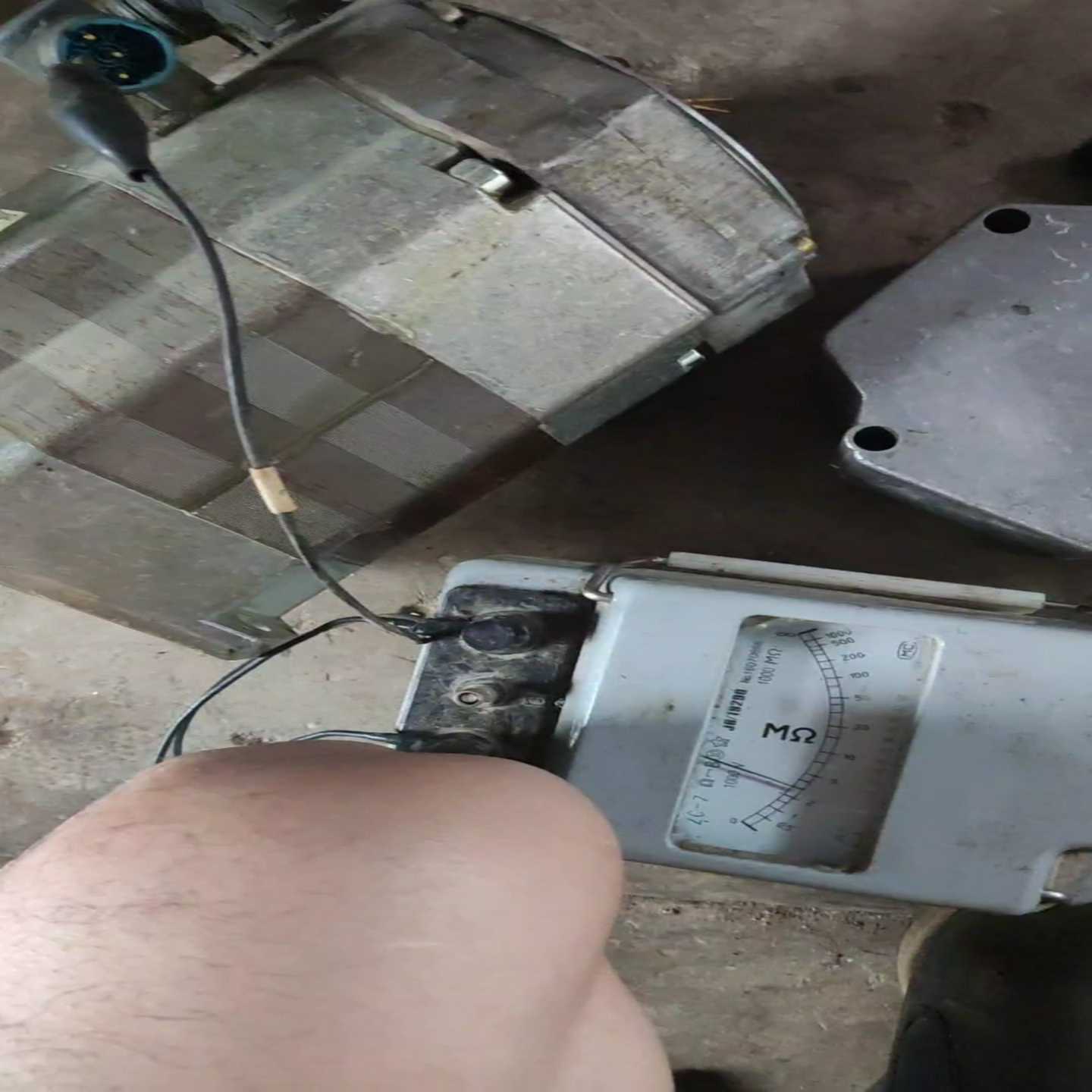 西门子伺服电机1FK6083-6AF7_成色如图，清理--议价商品