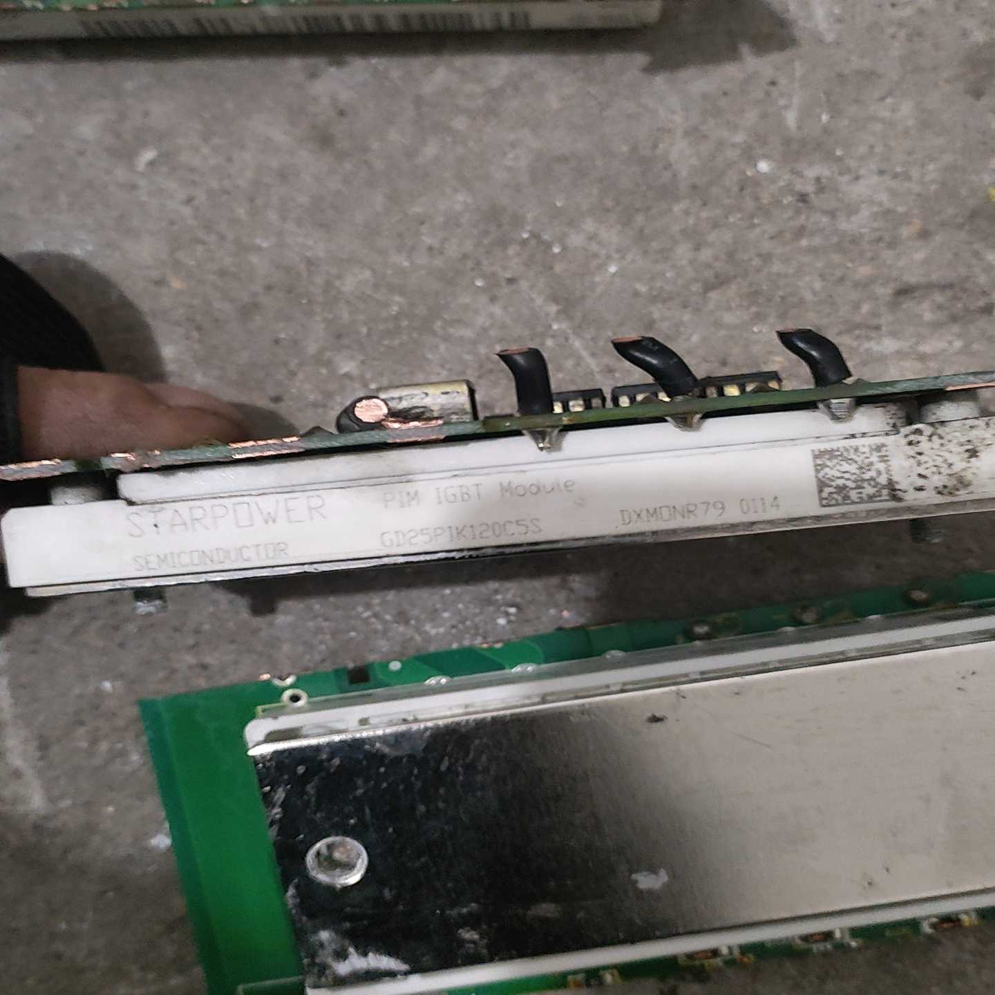 GD25PIK120C5S现货两个，功能包好。不包邮。标价--议价商品