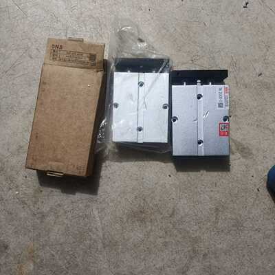 剩余两个神驰NSN双轴气缸，型号TN 25*30-S未用~询价