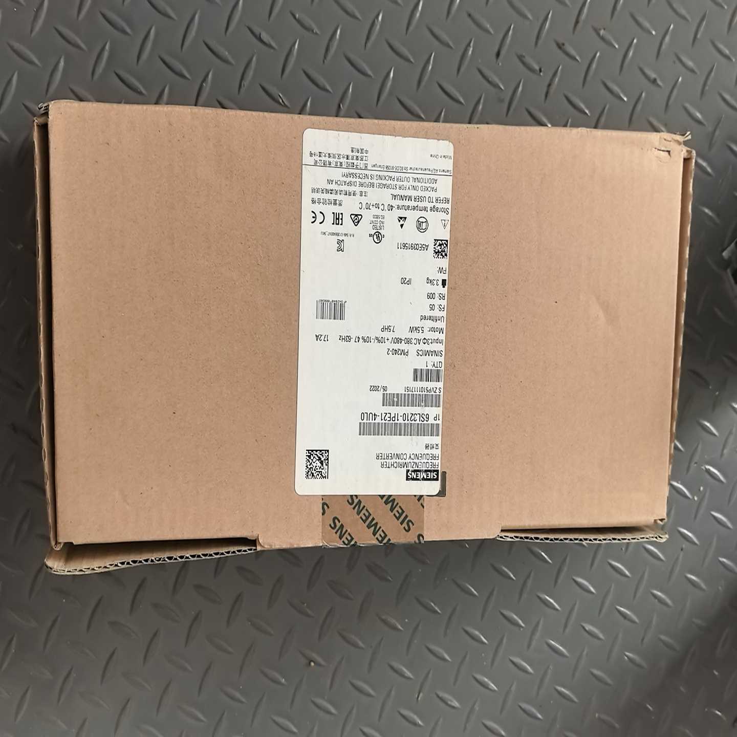 变频器6SL3210-1PE21-4UL0一台，全询价