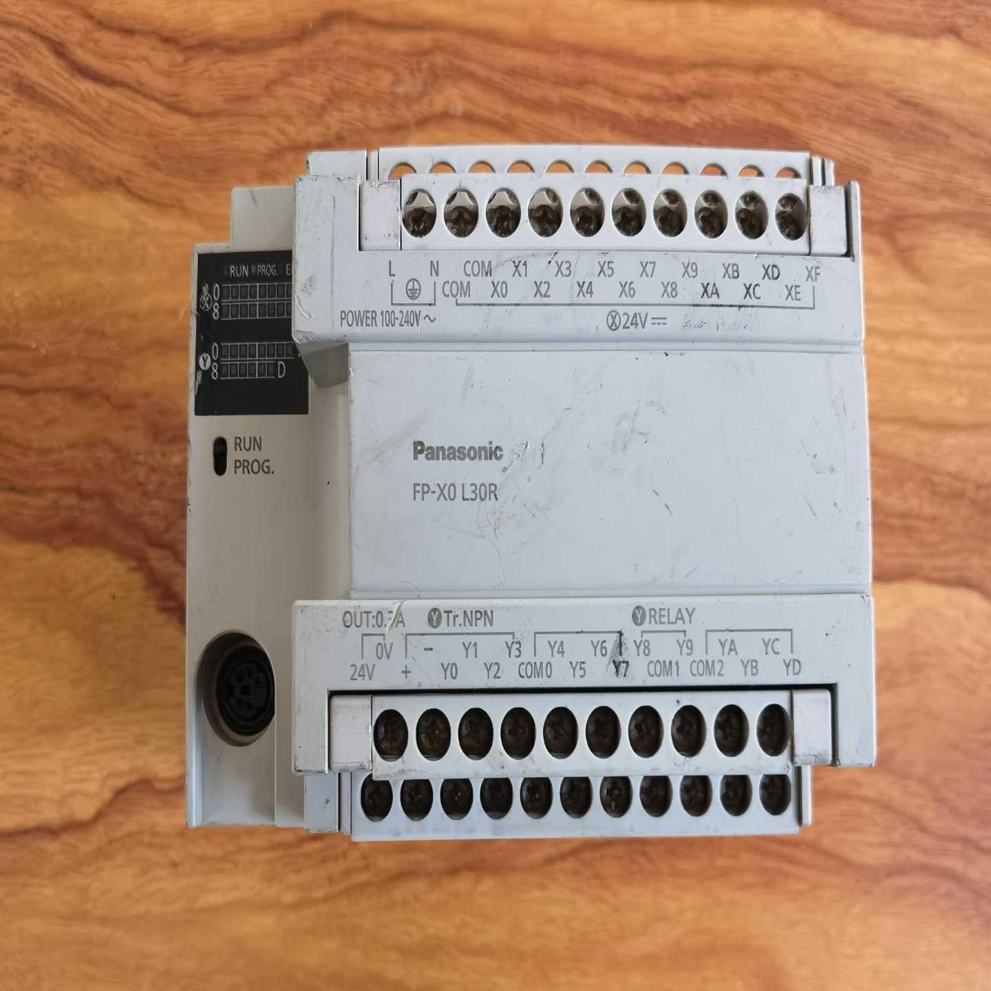 Panasonic松下PLCAFPX0L30R-F，二手拆--议价商品