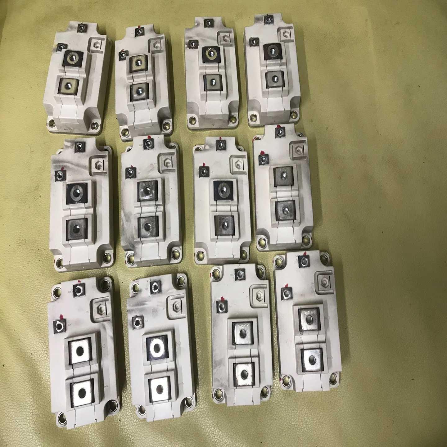 咨询-eupecIGBTBSM400GA120DLC模块