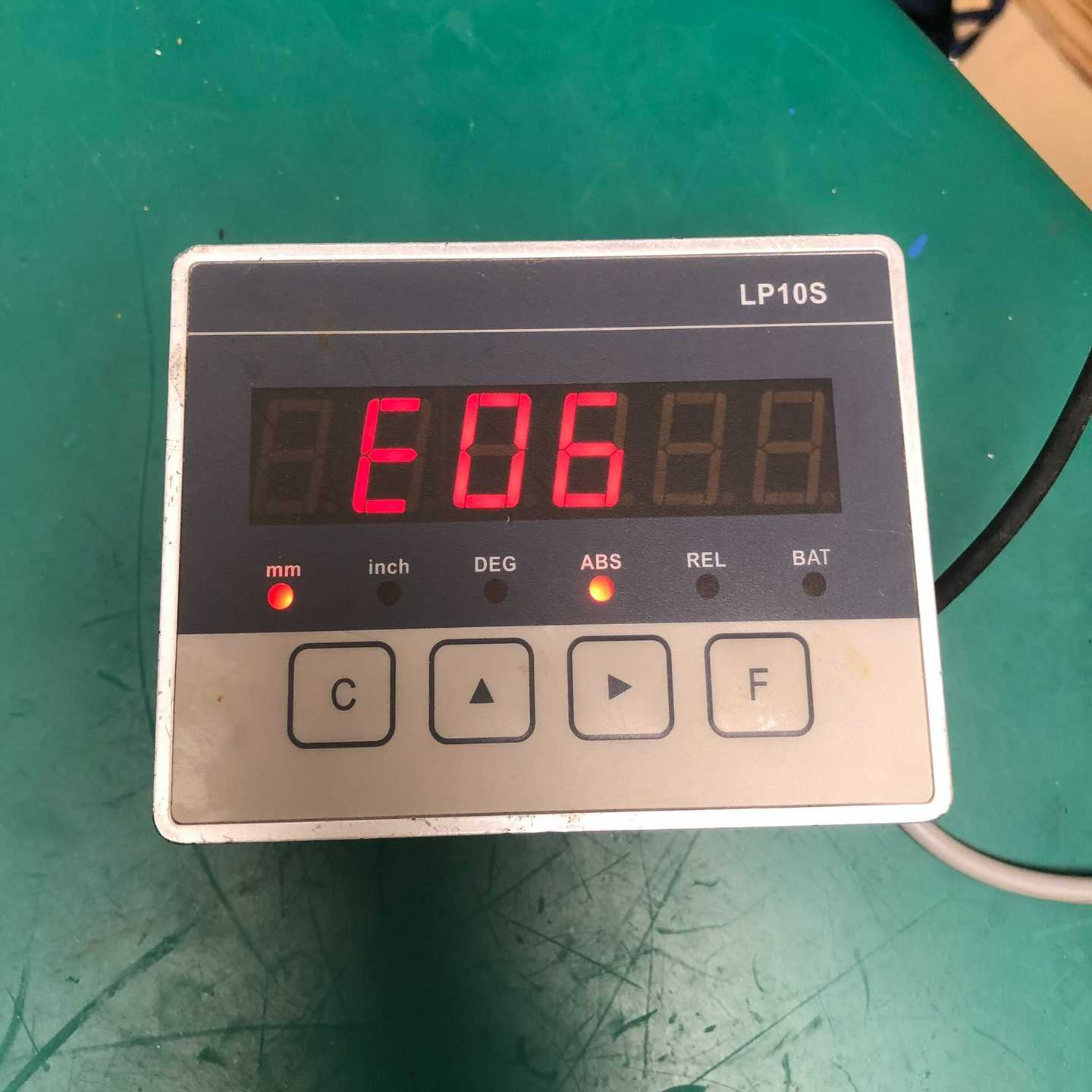 LP10S数显控制表头，功能正常，询价