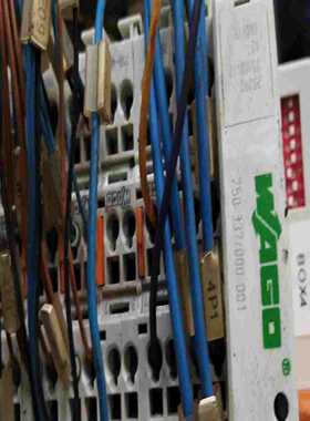 施耐德TM251MESE全新原装--议价商品