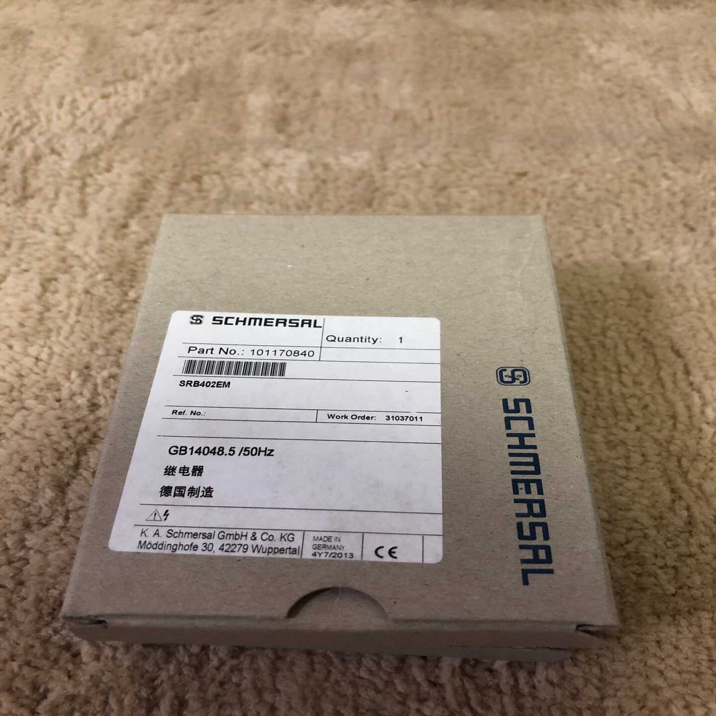 （霸霸电子）施迈赛SCHMERSAL 安全继电器SRB402EM-24V