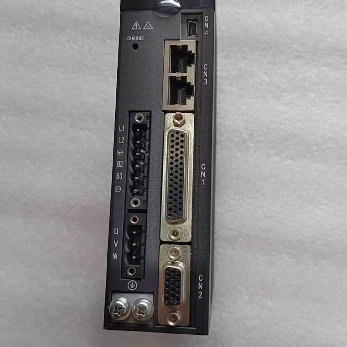 配件全新 英威腾驱动器SV-DB100-0R7-2-1RSV-DA200-0R7-2-N0议价