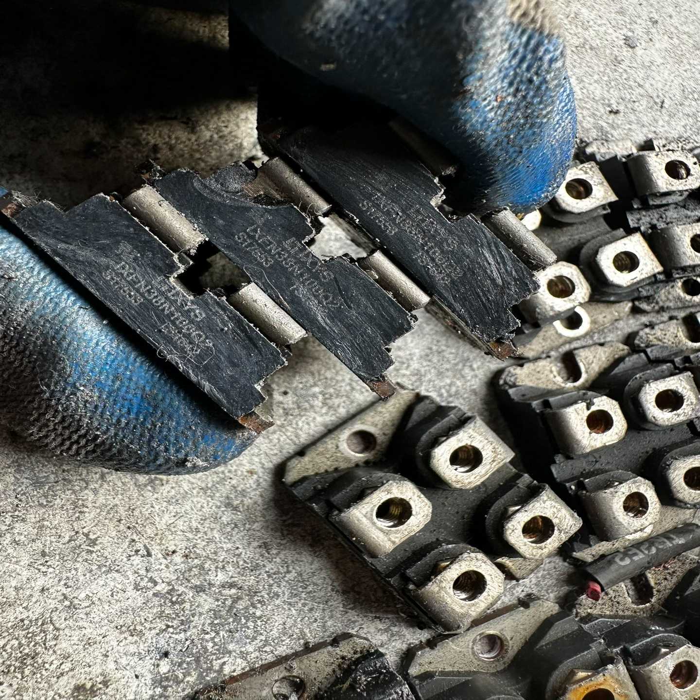 IXFN38N100Q2DSEI2X61-12B拆询价