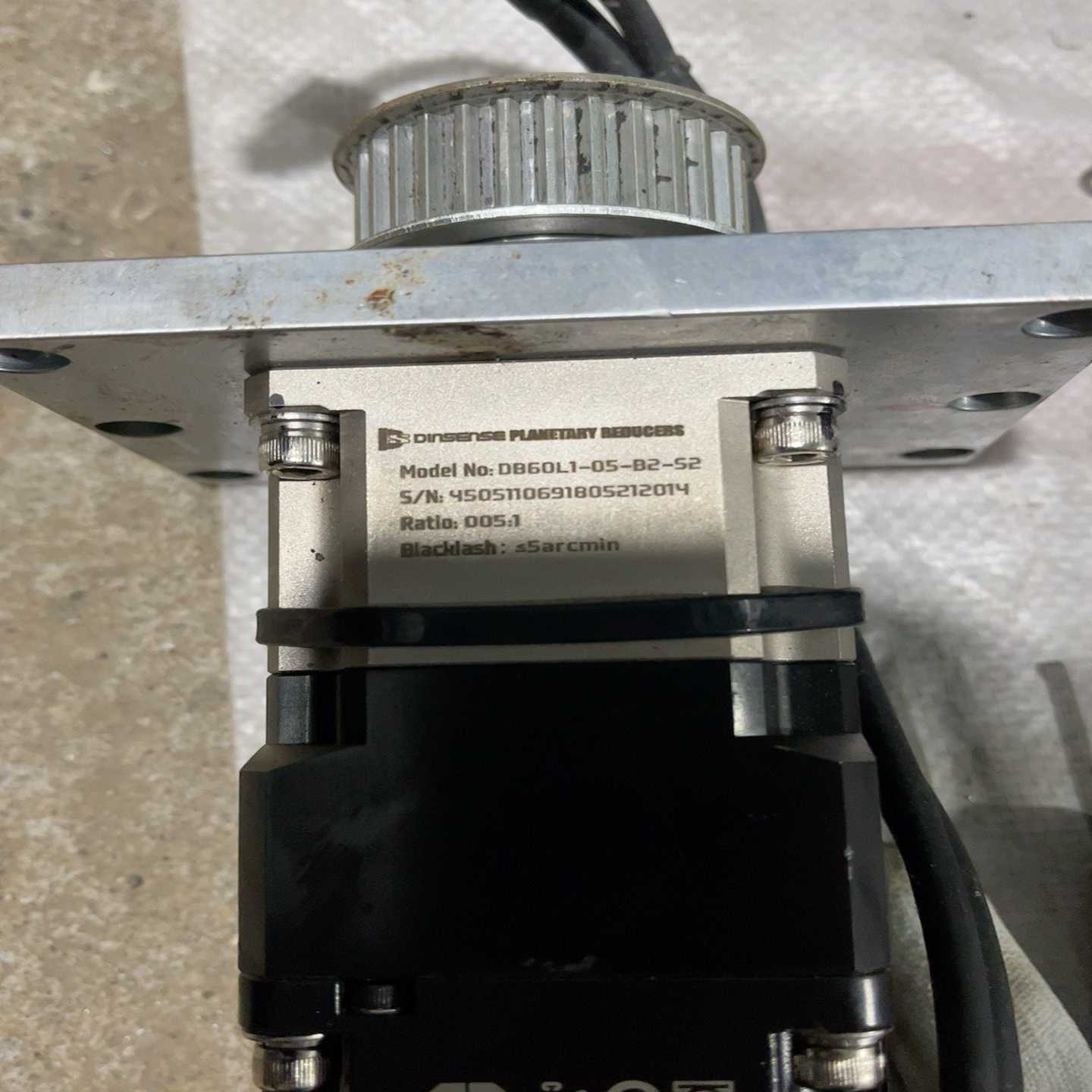 咨询-行星减速机。db60l1-05-b2-s2.可配200w、和