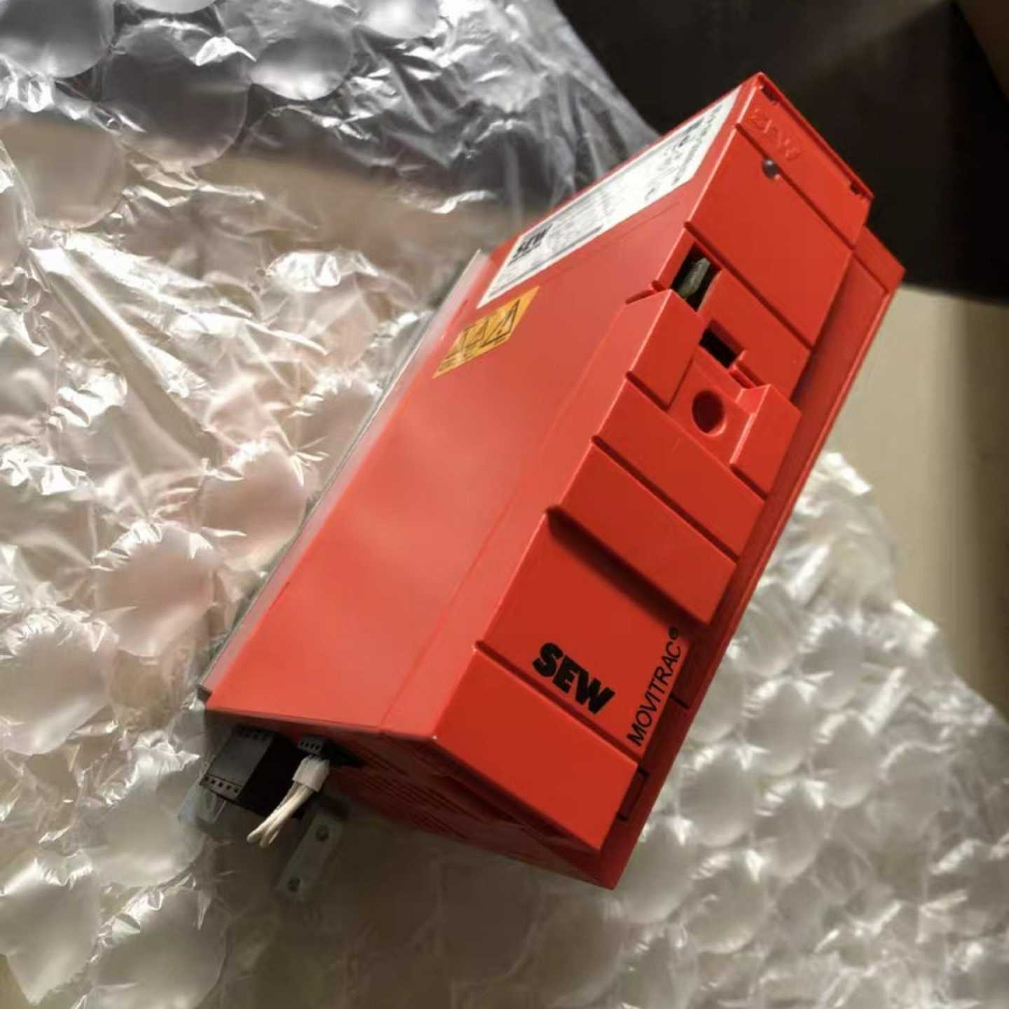 询价MC07B0015-5A3-4-S0SEW变频器