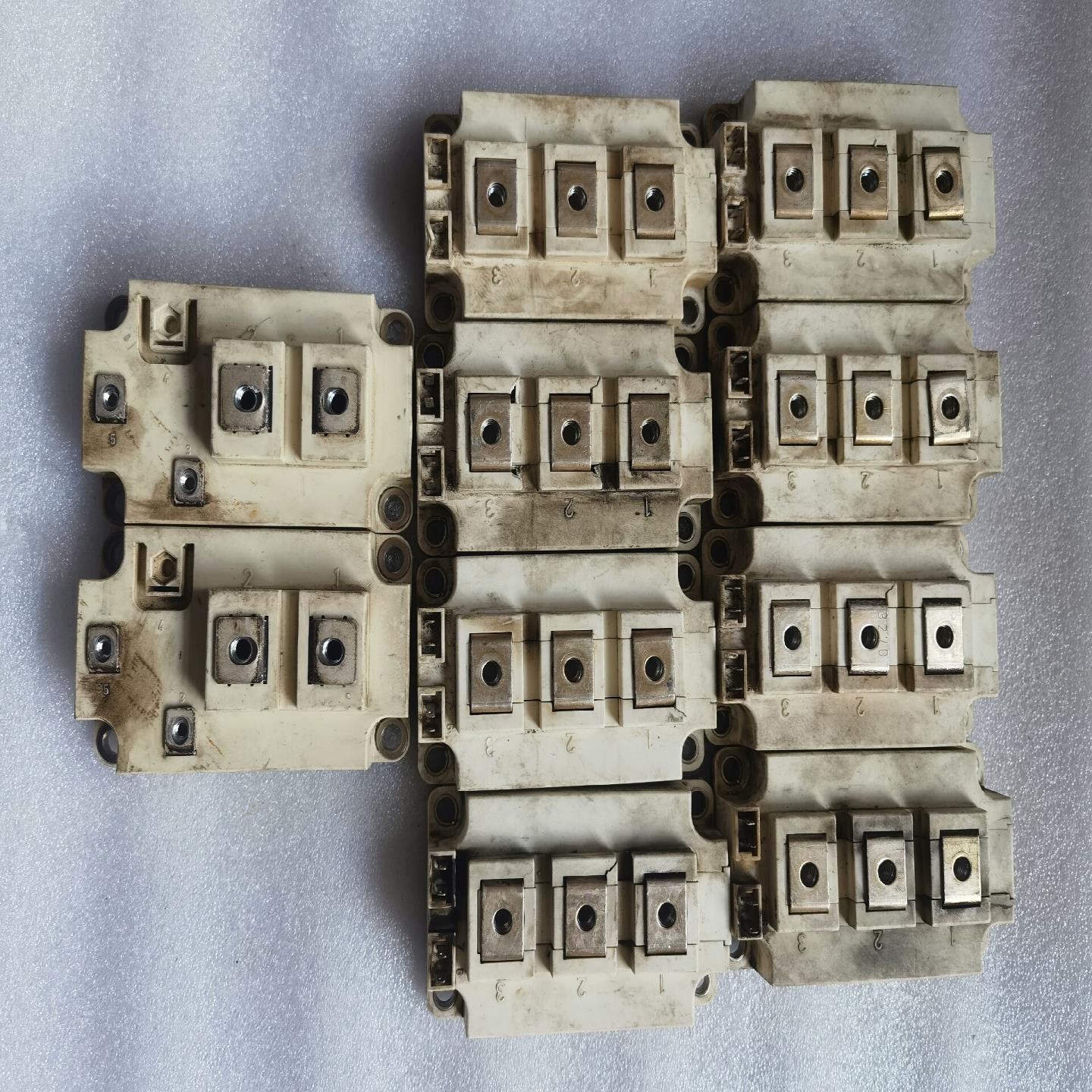 SKM500GA123D模块有2个1个有破损，议价