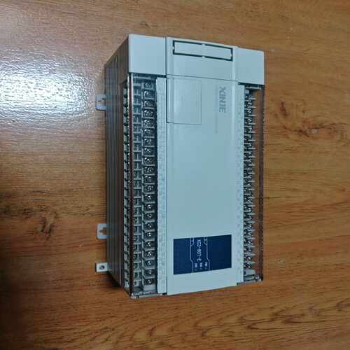咨询-信捷PLCXC3-60T-E，功能正常，成色为实图