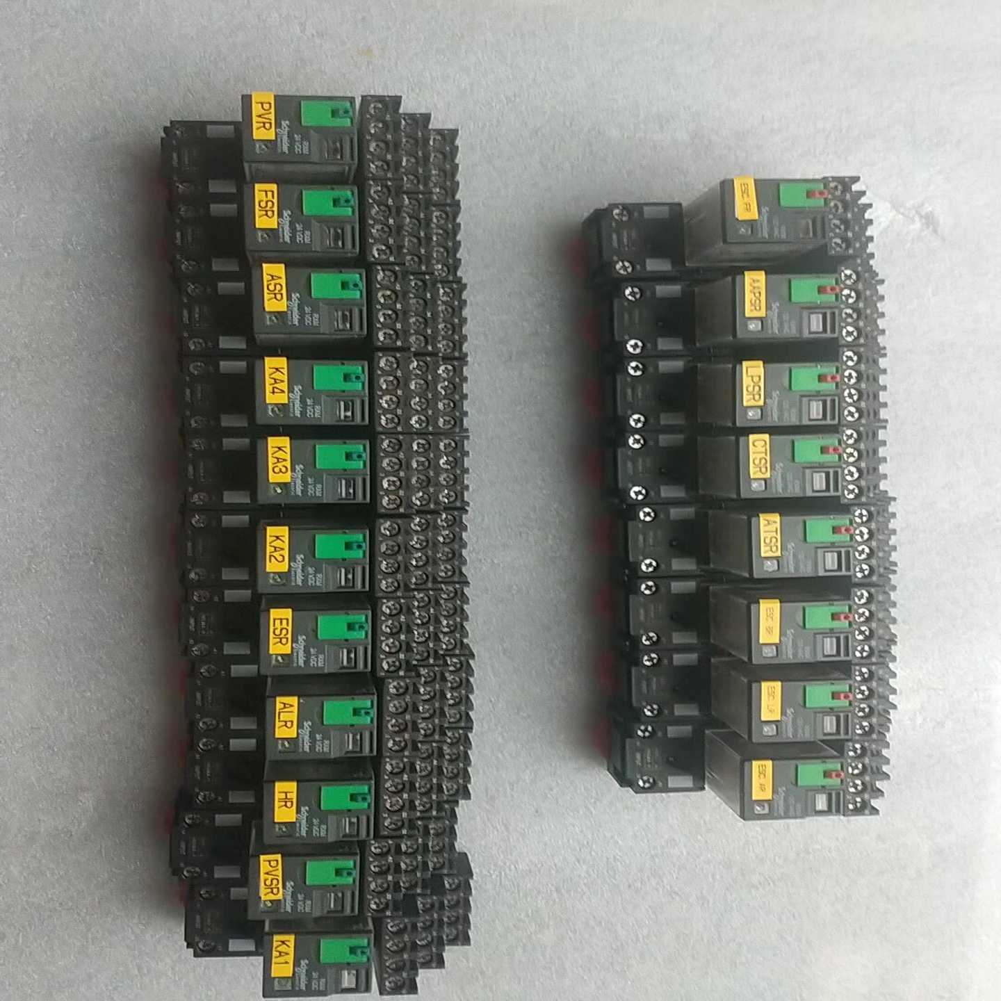 议价施耐德继电器RXM4AB2BD11个已售t出现货/维修