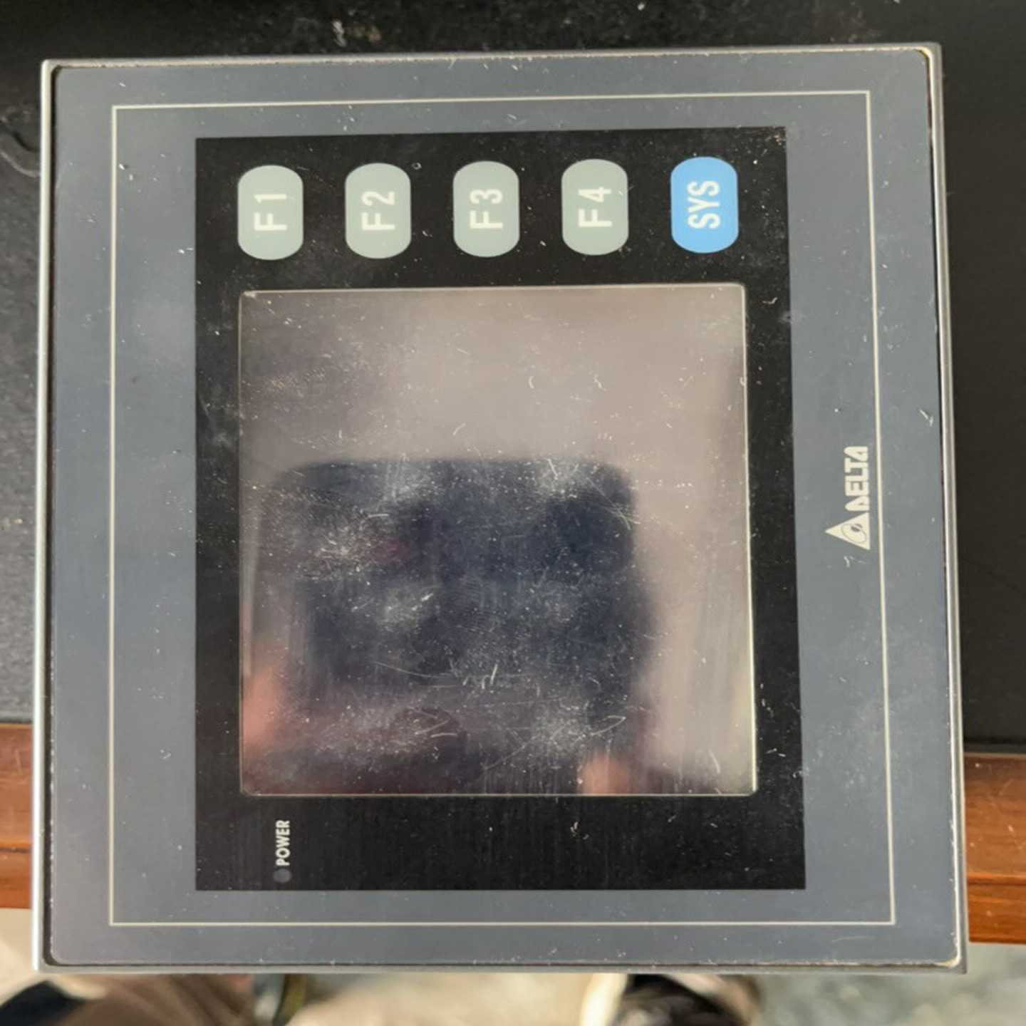 议价台达触摸屏DOP-AS38BSTD一台