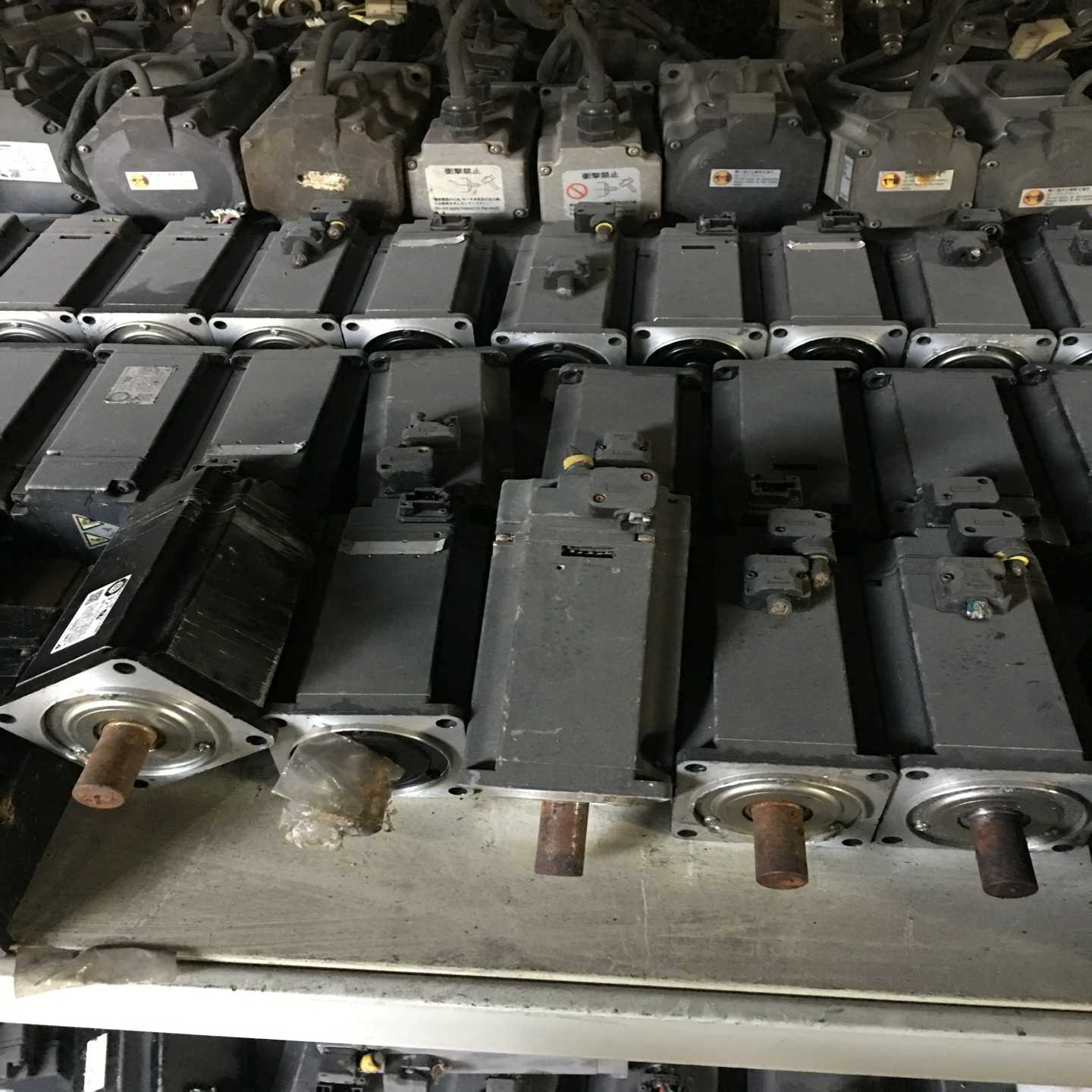 【议价】安川电机SGMAV-06ADA21外观如图片适用