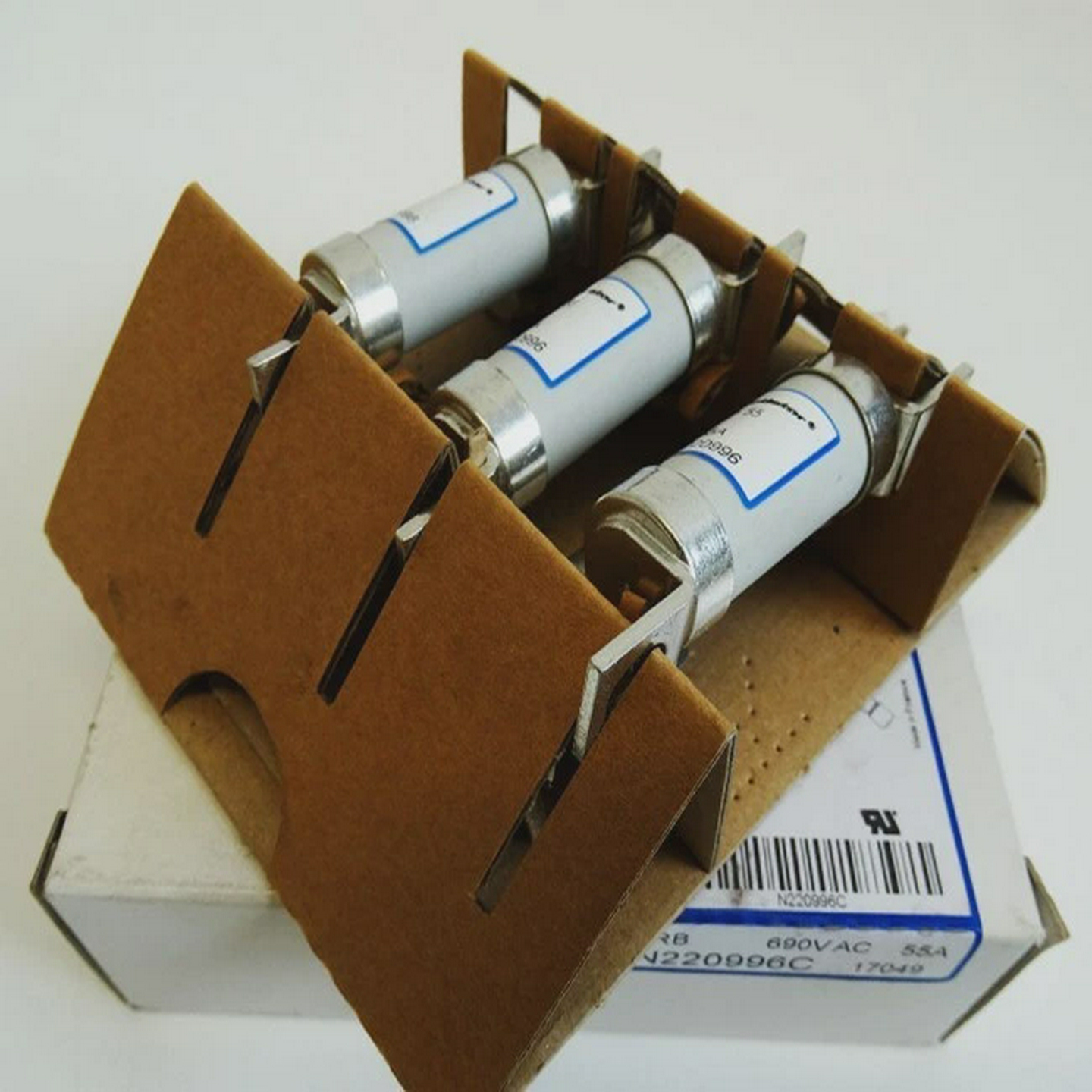 3XFerrazShawmutProtistor?6,9GRB17P55N220996C690VAC5