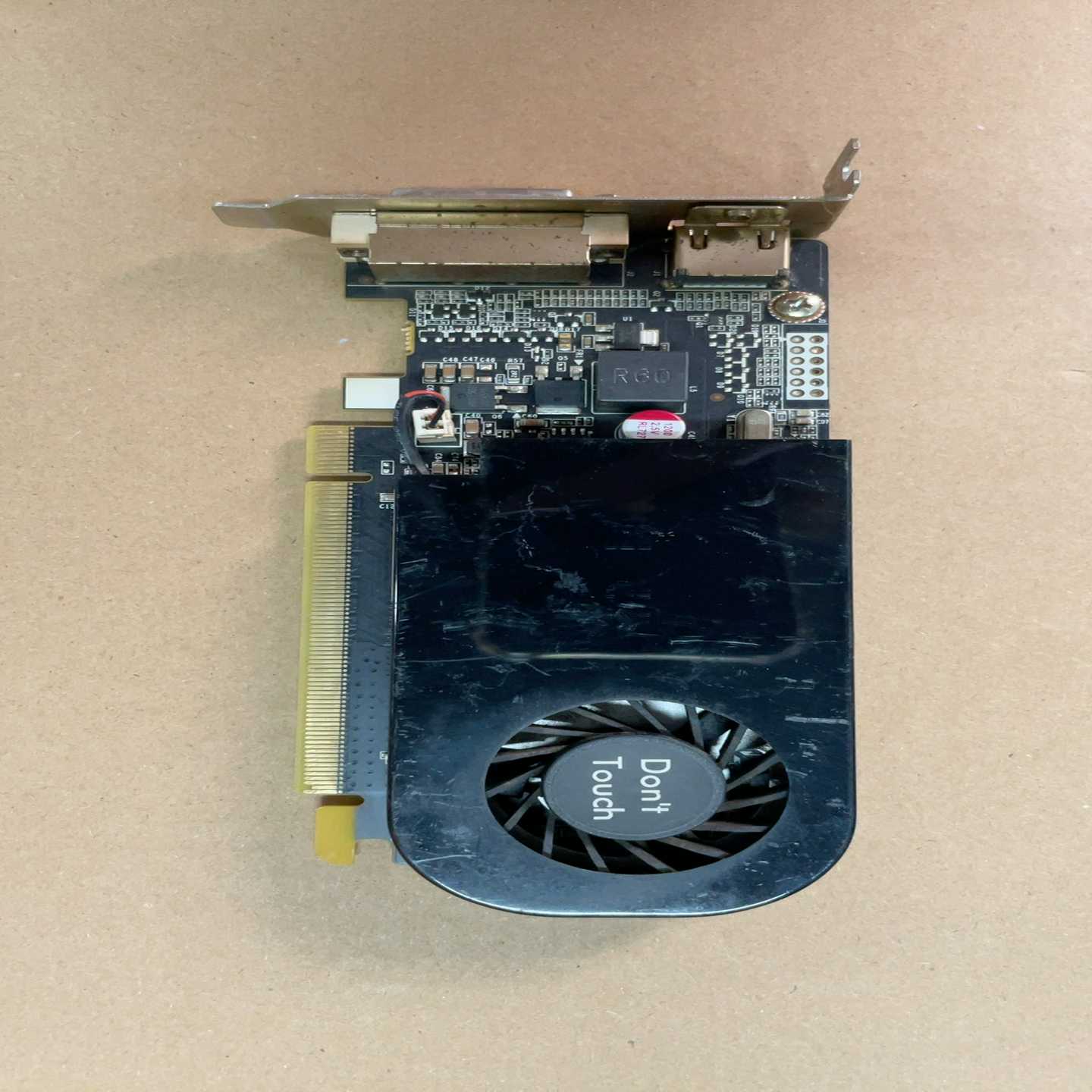 GT7302G拆机显卡,支持UEFi启动,无维修无暗病,已--议价商品