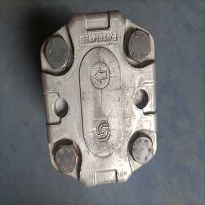 PATENTED齿轮泵SNP2/6D，全新，有划痕磕碰，实--议价商品