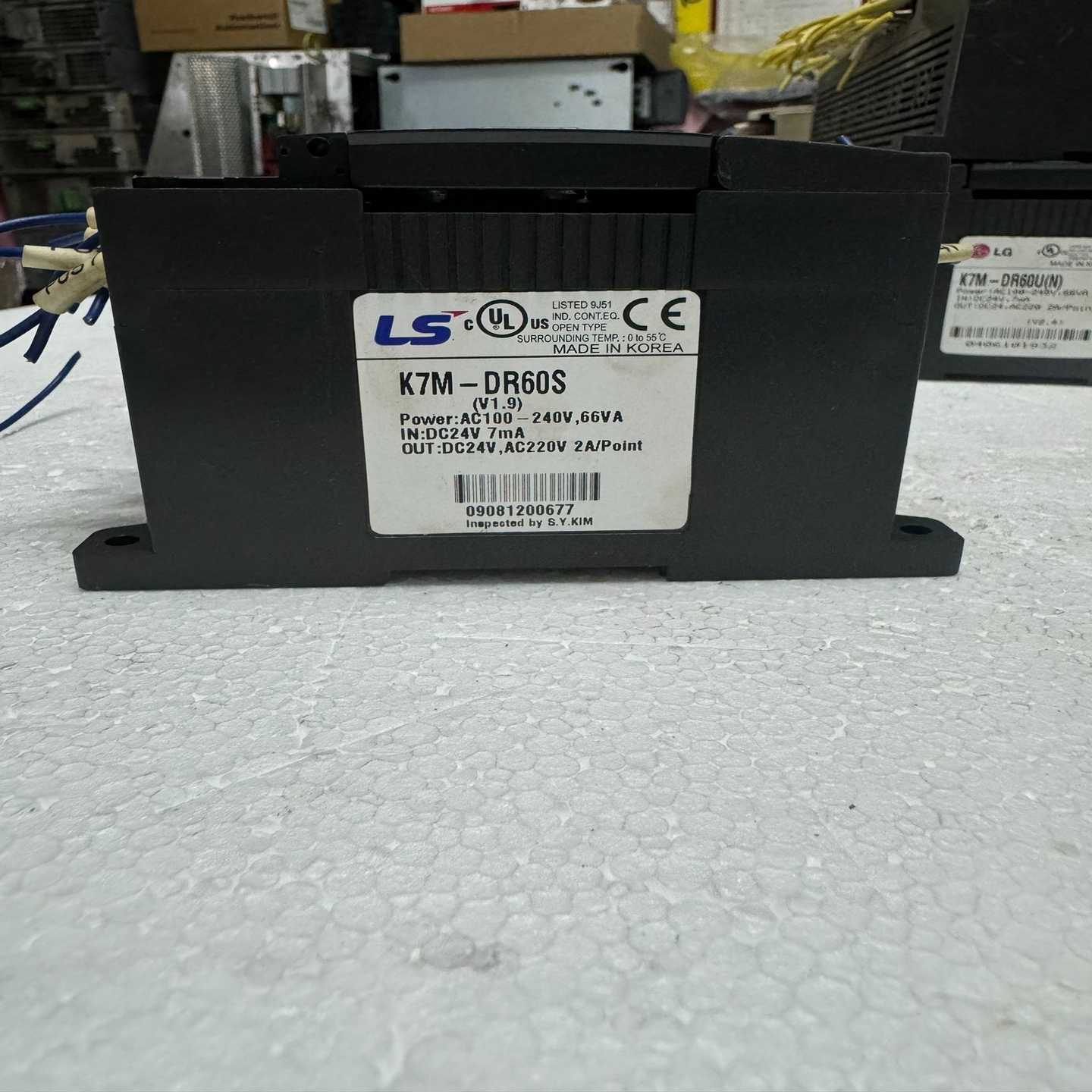 【议价】K7M-DR60S，功能，缺一边挡板，实物适用