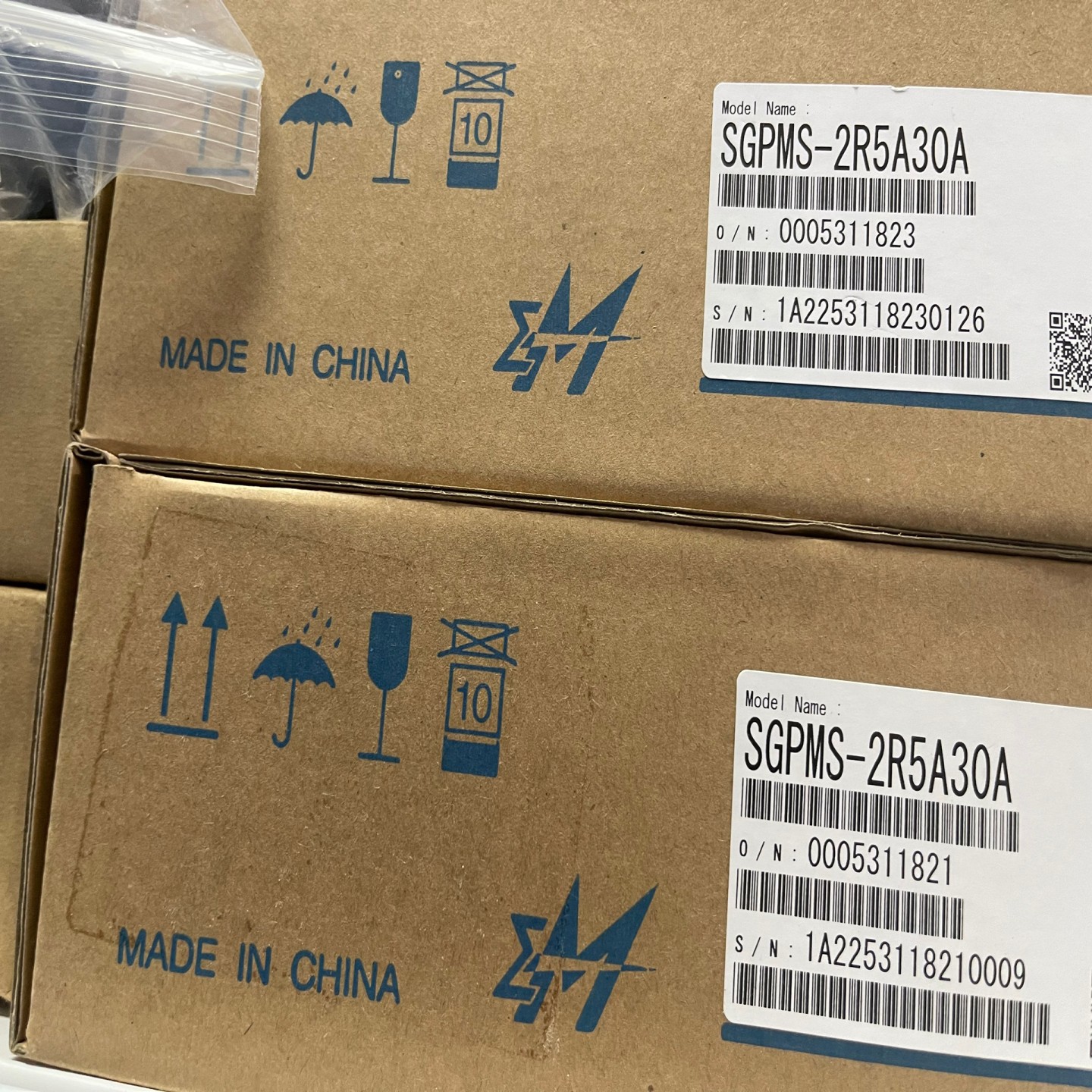 SGPMS-2R5A30A实物图安川伺服驱动器原询价