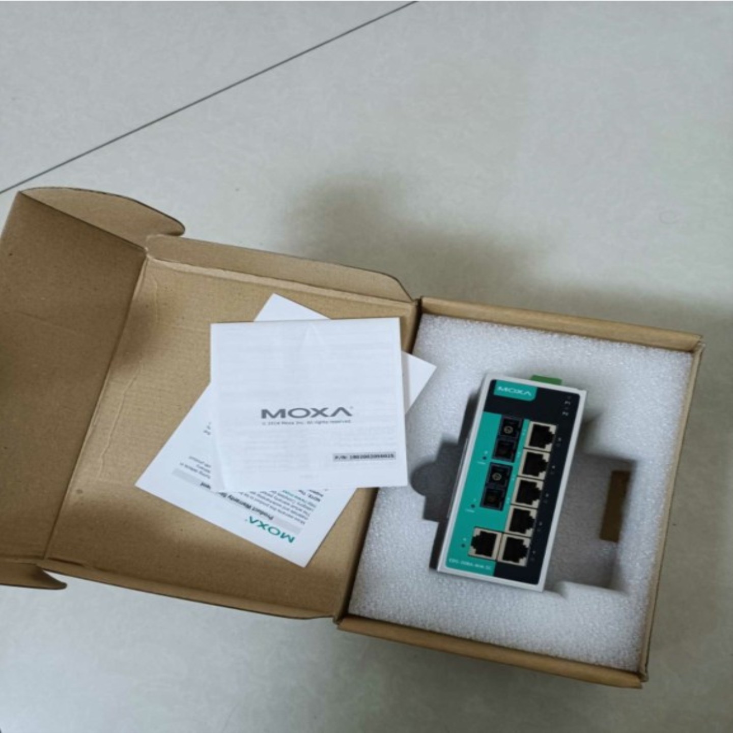 配件EDS-208A-MM-SC-T MOXA摩莎工业交换机议价