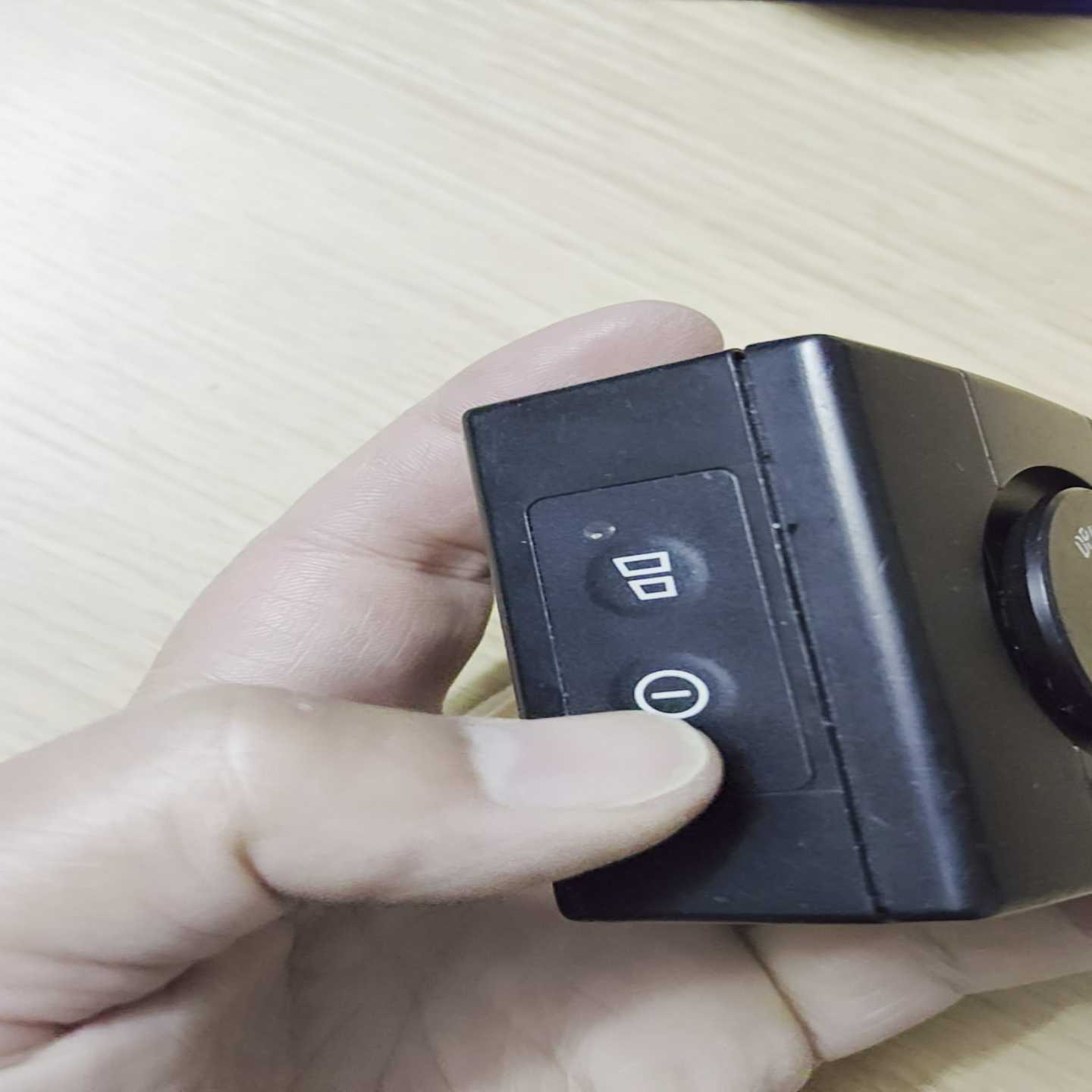 丹麦B&K4231声学校准器1/4英寸传声器!功能正常包好!【鑫鑫商