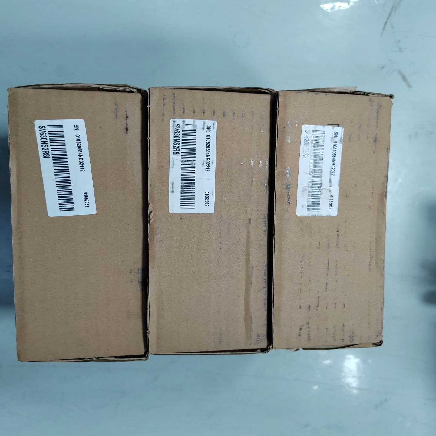 SV630NS2R8I，汇川伺服驱动器400w，工程余料，原