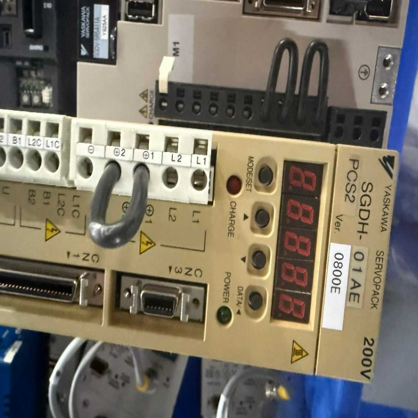 安川伺服驱动器PCS2，型号SGDH-01AE，200V交流--议价商品