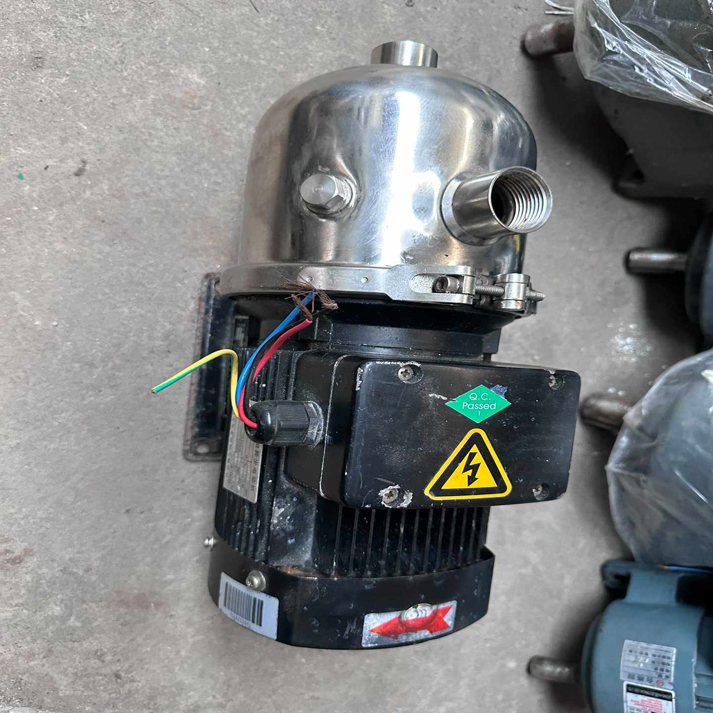 询价~南方增压循环泵CHL2-40LSWSC